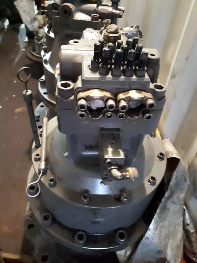 Гидромотор поворота Hitachi 4616985 - миниатюра 2