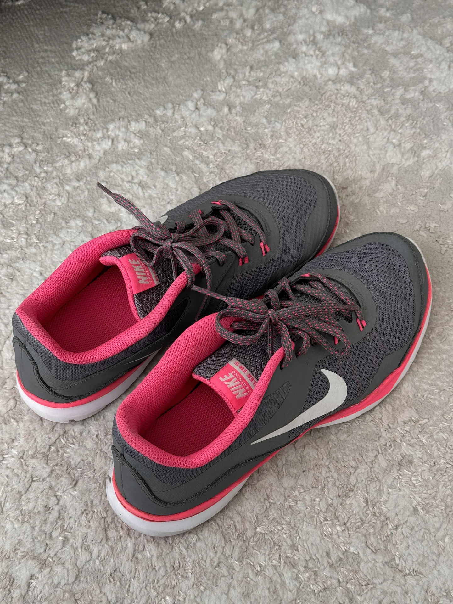 Кроссовки Nike оригинал 37р-р - изображение 1