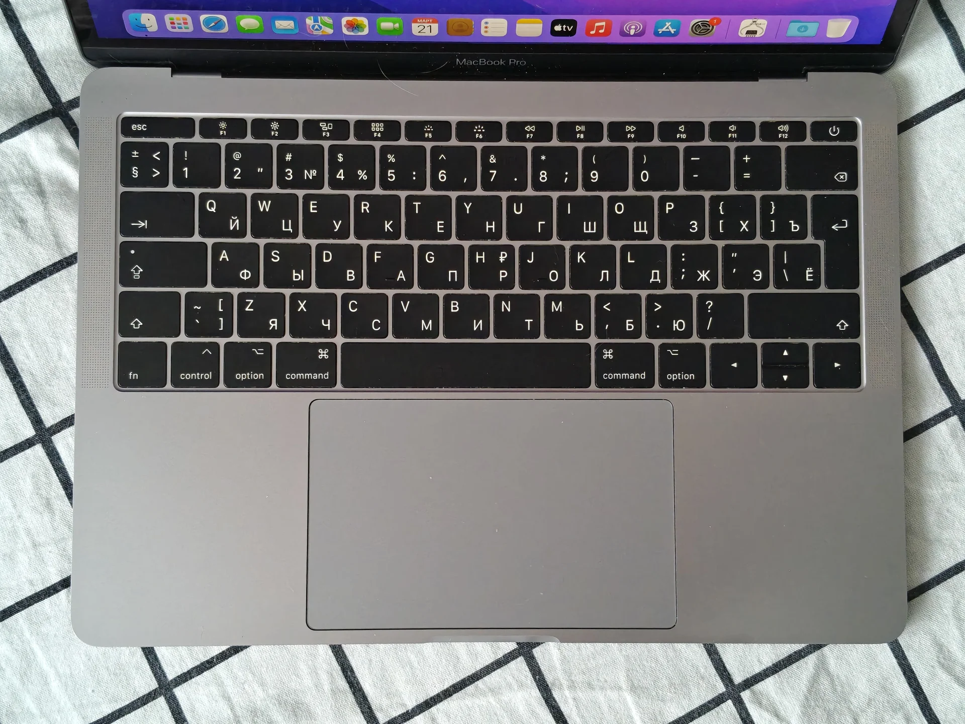 MacBook Pro 13 2017 комплект + чек - миниатюра 2
