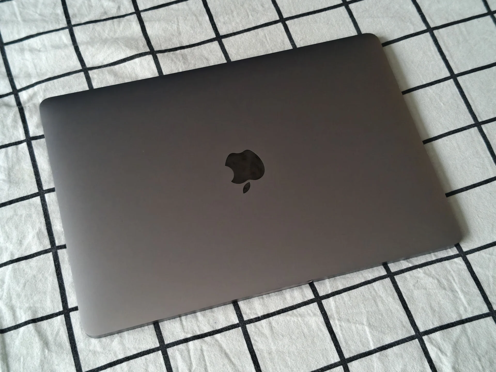 MacBook Pro 13 2017 комплект + чек - миниатюра 3