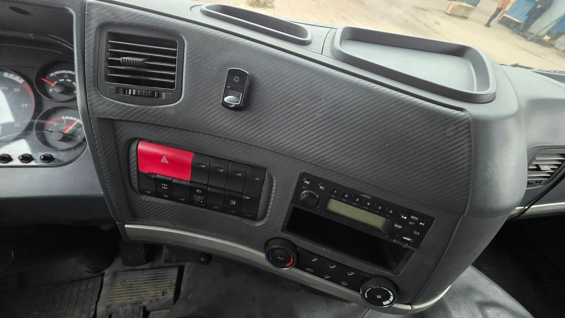 Самосвал JAC N350 - миниатюра 47