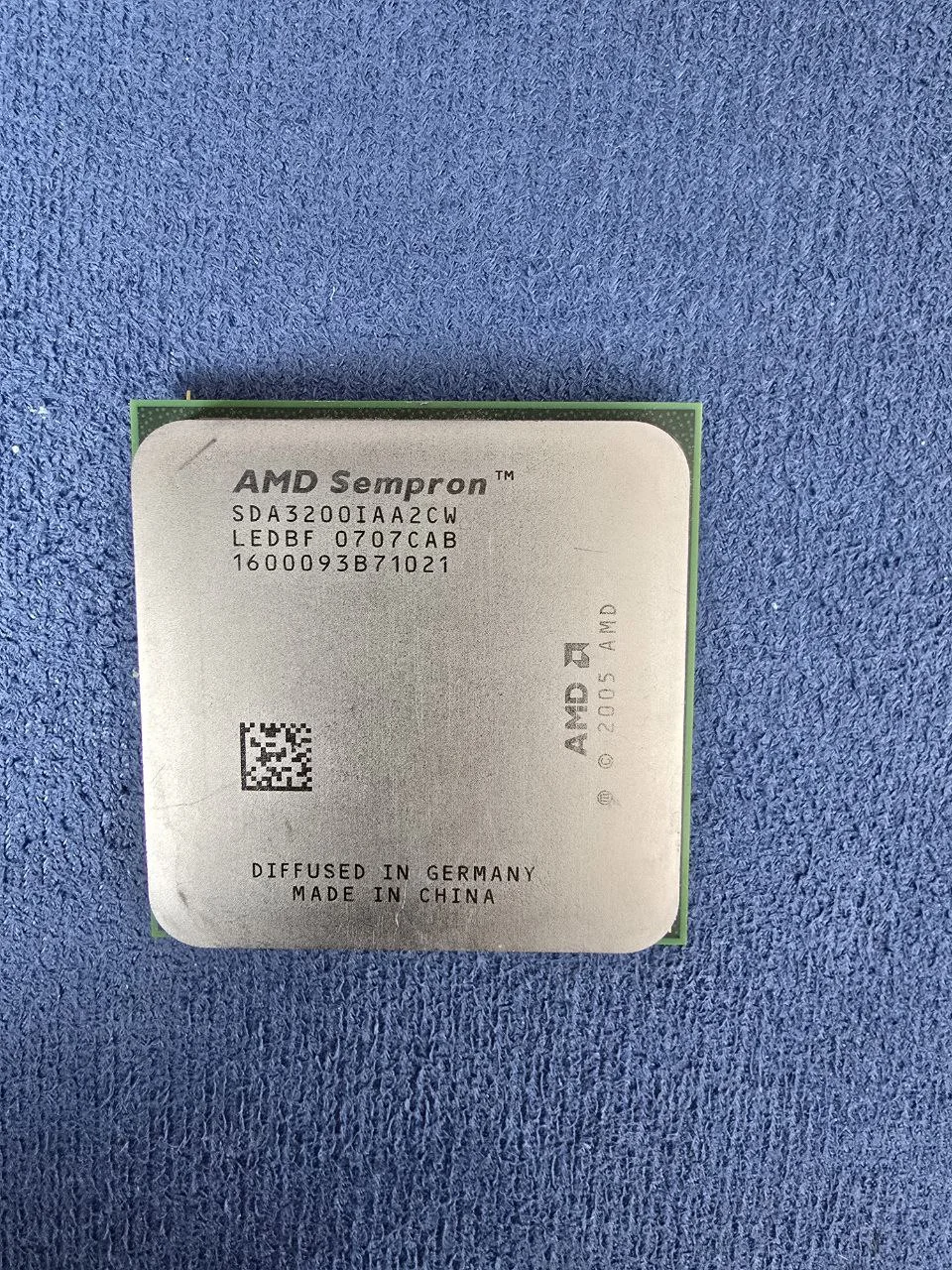 Процессор AMD Sempron 1,8 GHz - изображение 1