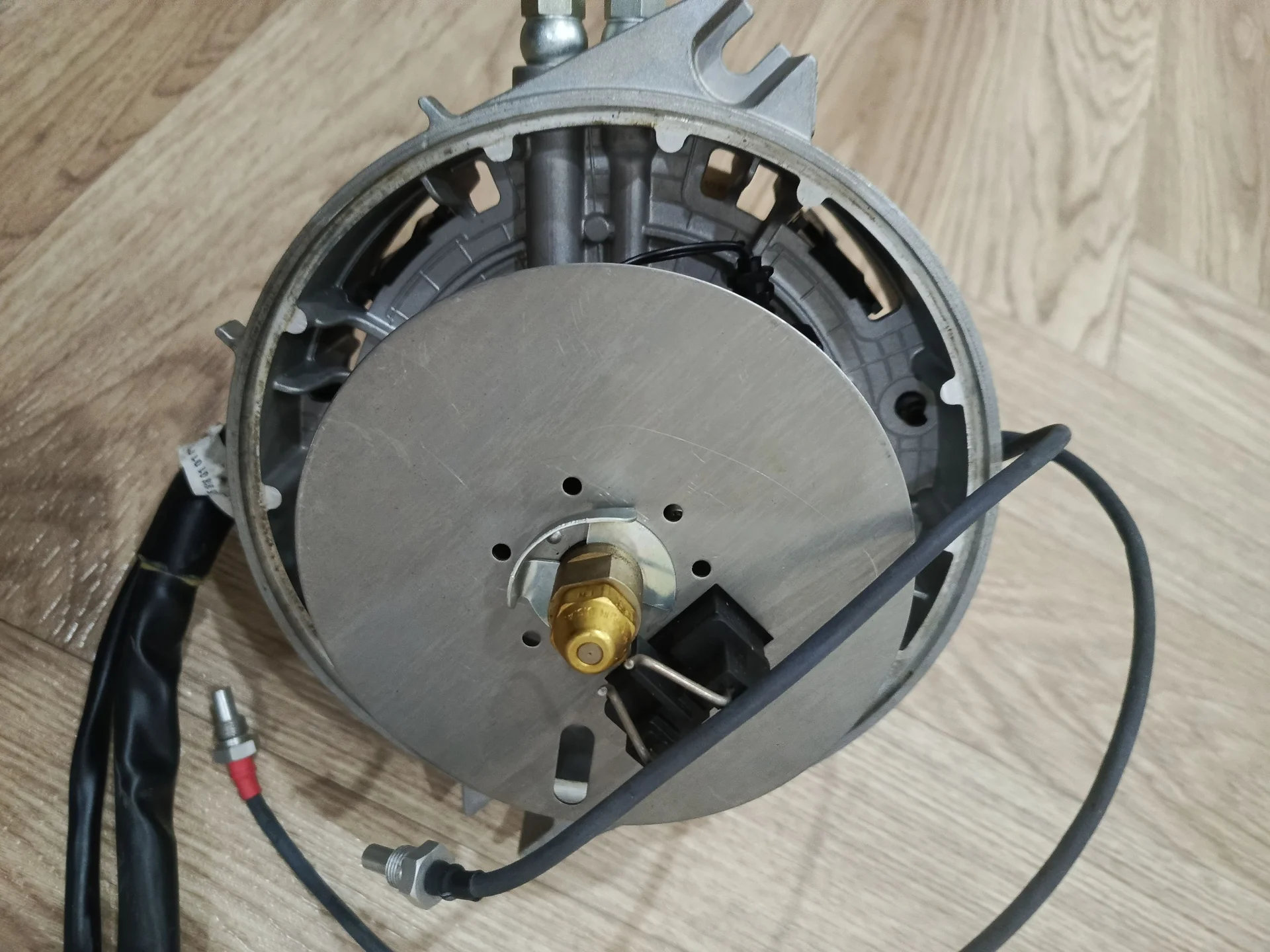 отопитель Hydronic D35 L2 дизель (24В) - миниатюра 11