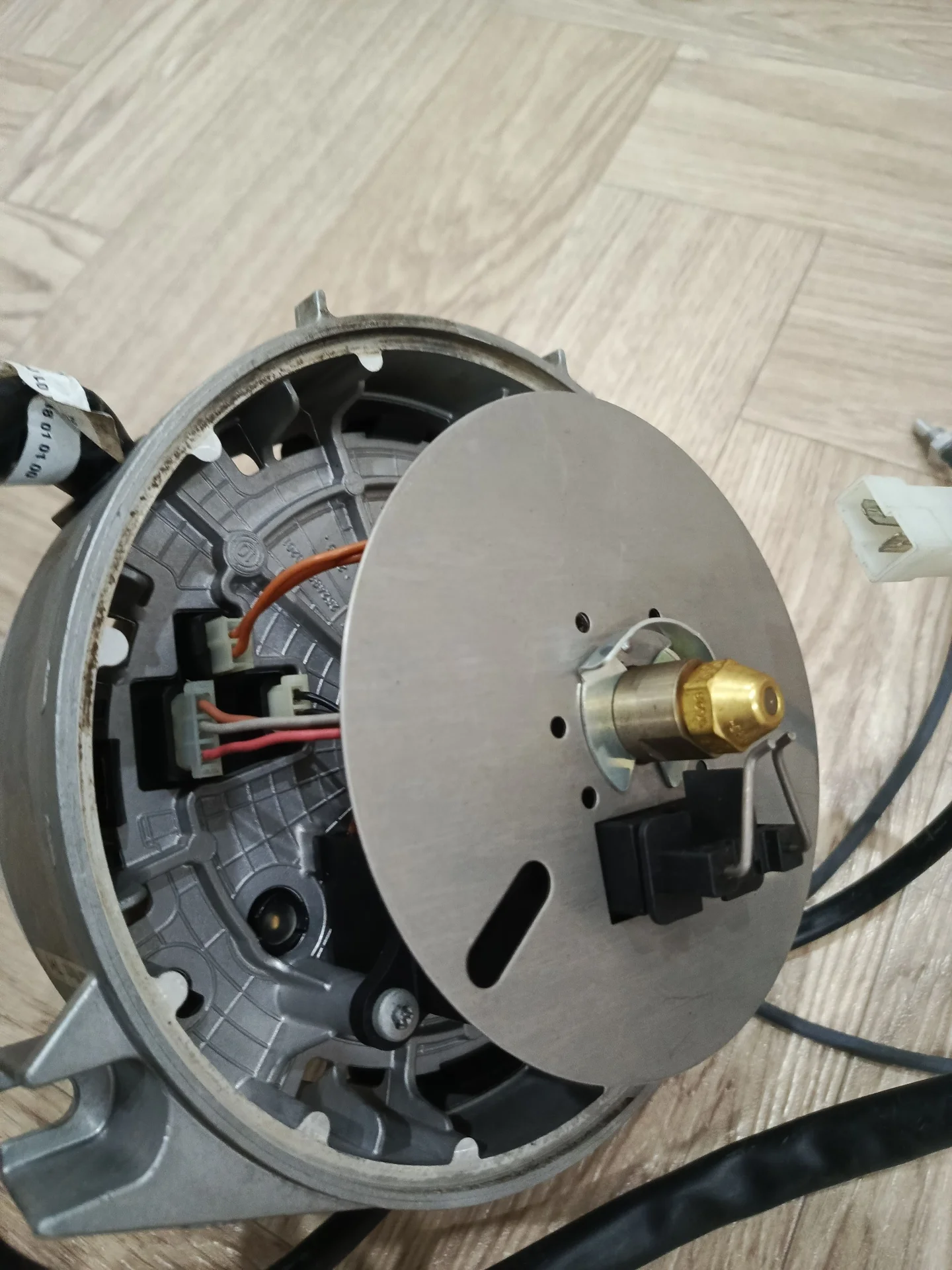 отопитель Hydronic D35 L2 дизель (24В) - миниатюра 13