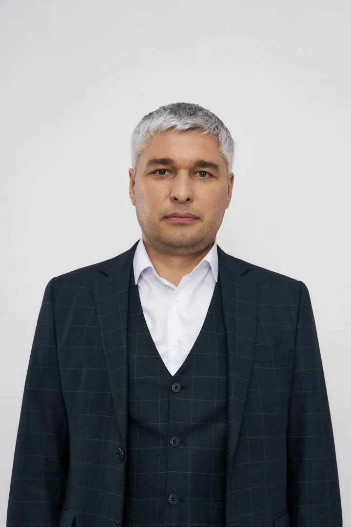Адвокат по уголовным делам - миниатюра 2