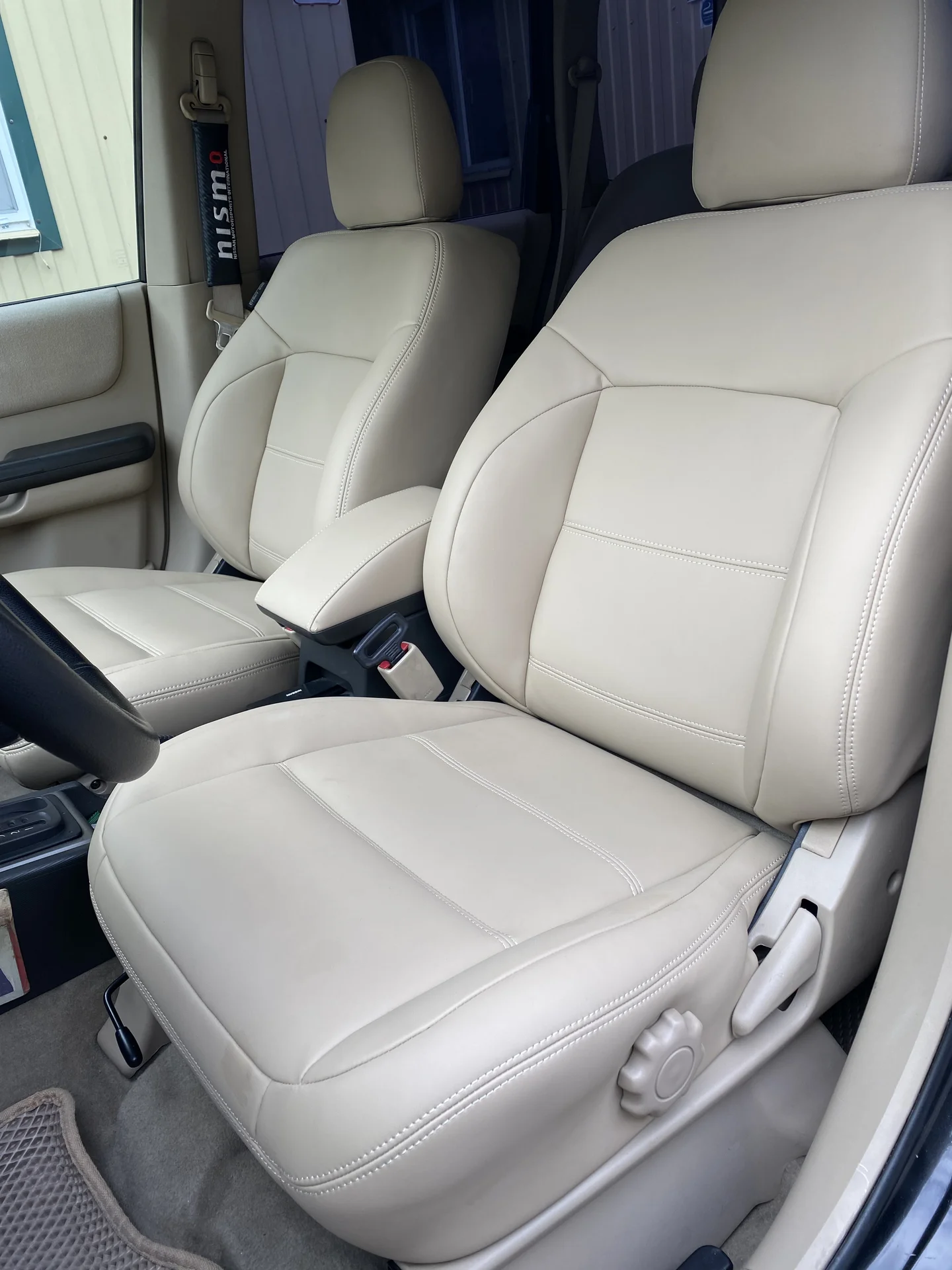 Перетяжка руля и салона авто - миниатюра 2