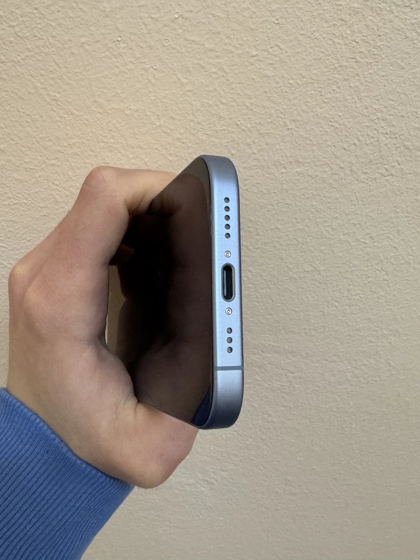 iPhone 17 - миниатюра 6