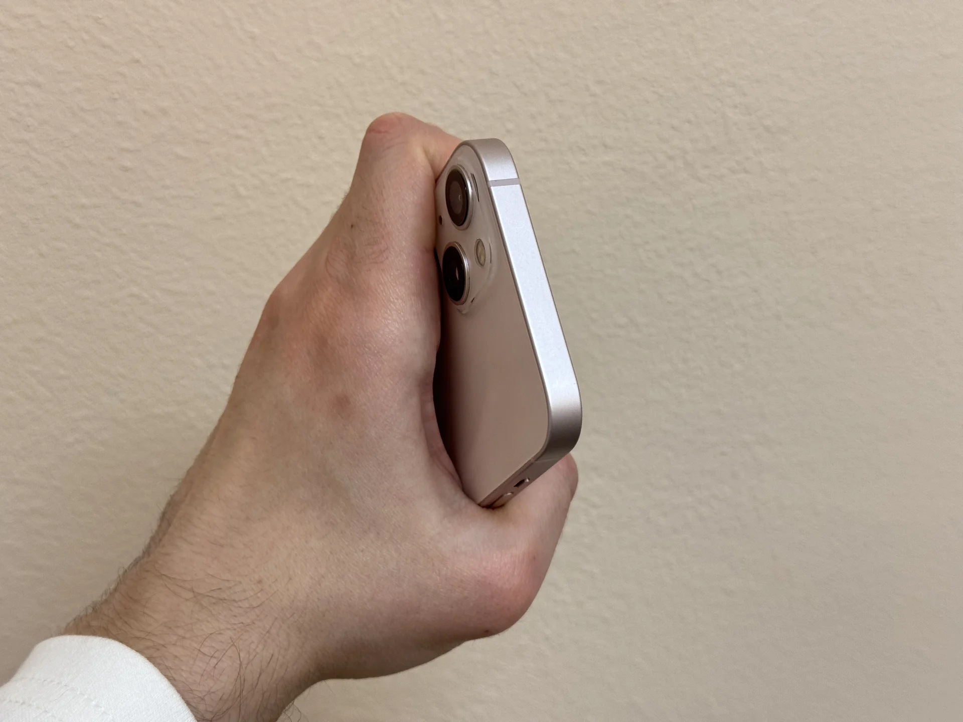 iPhone 13 128 Розовый - миниатюра 4