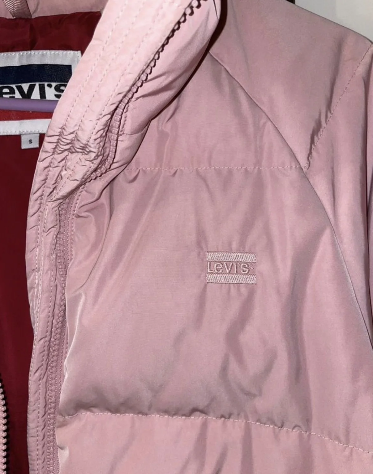 Пуховик Levi's розовый S - миниатюра 2