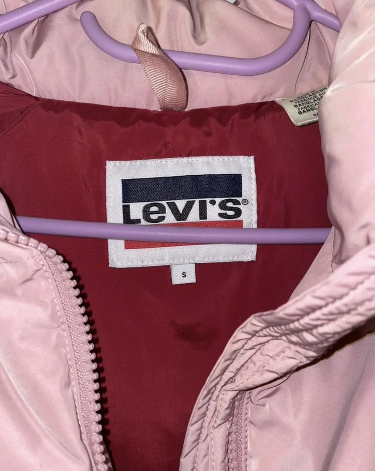 Пуховик Levi's розовый S - миниатюра 4
