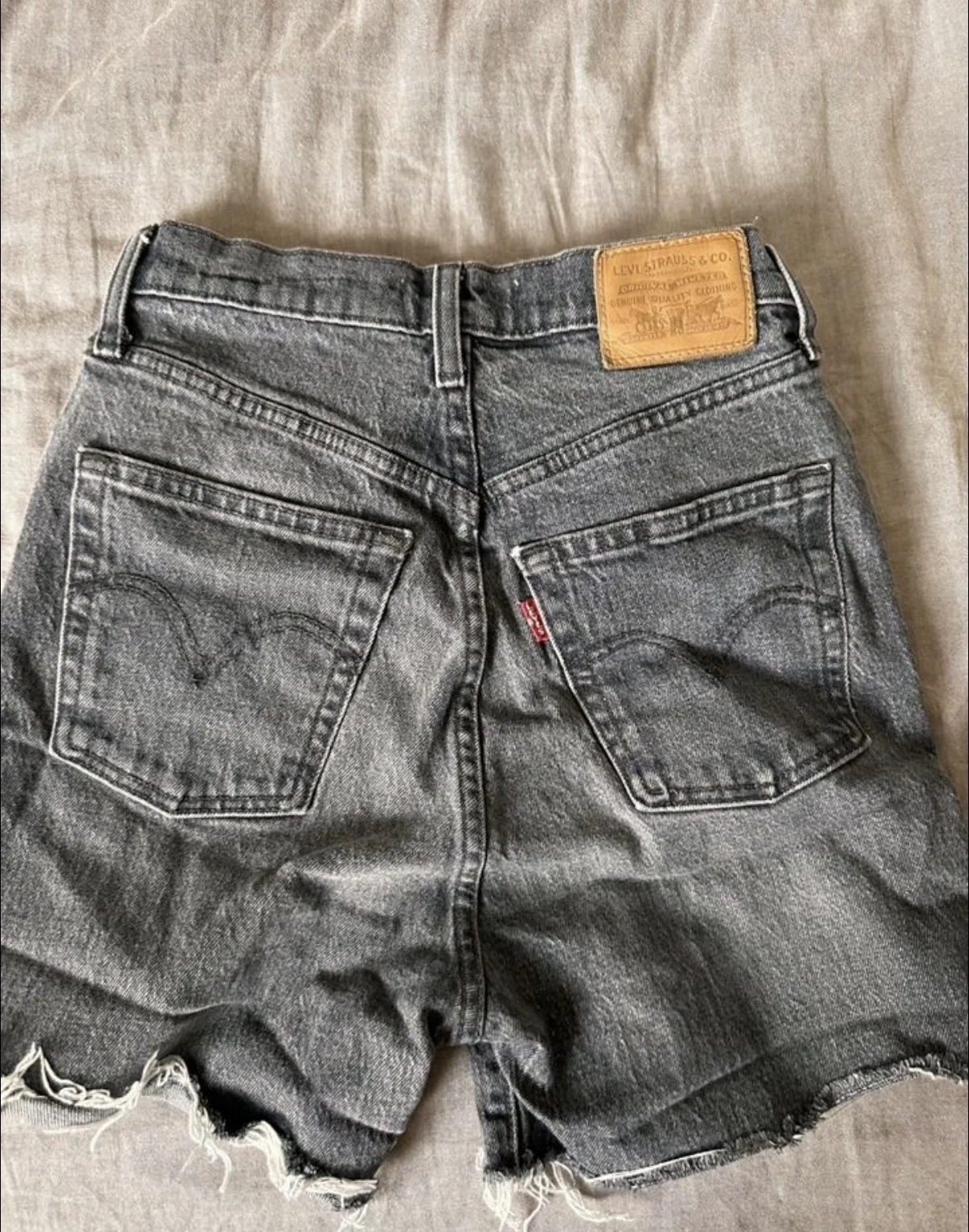Шорты Levi's S - миниатюра 3