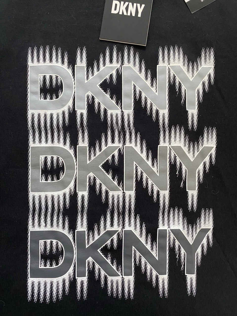 Футболка мужская DKNY - миниатюра 2