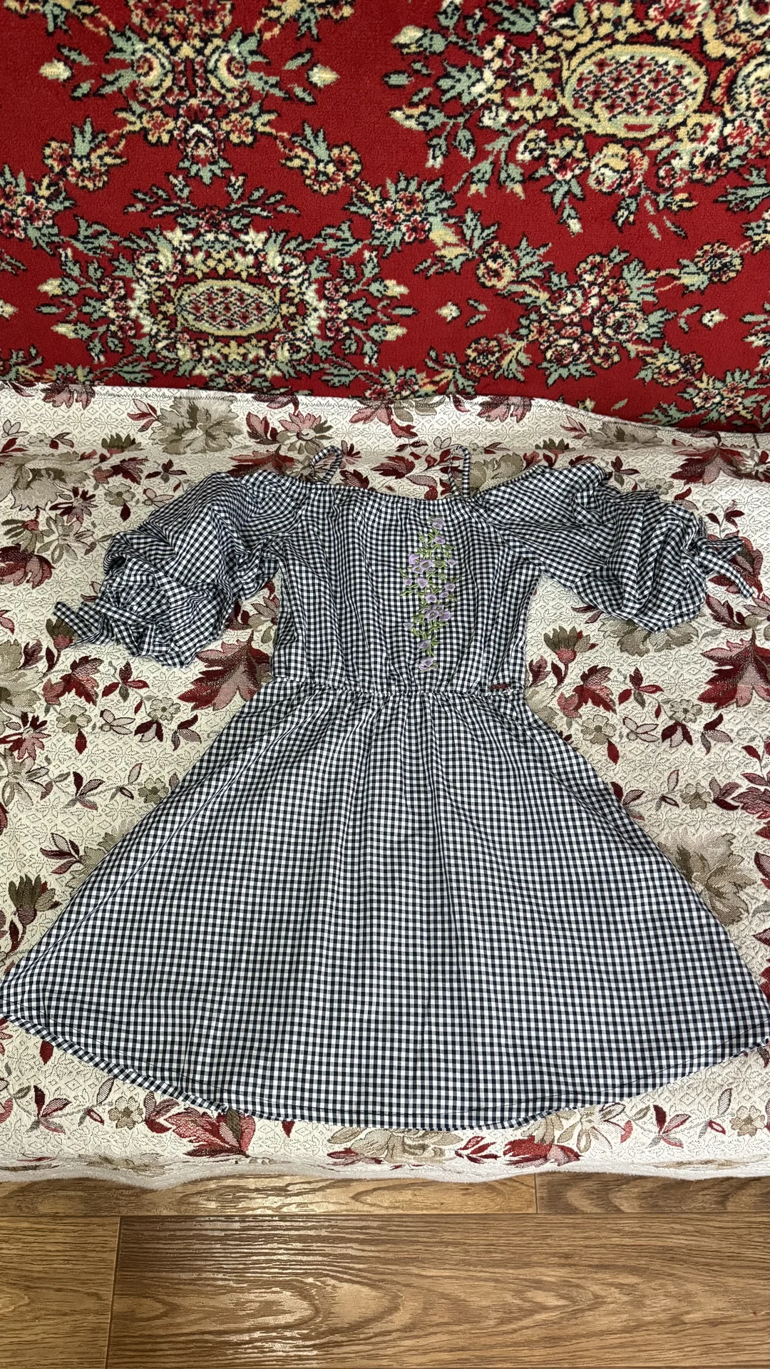 Платье для девочки guess - миниатюра 2
