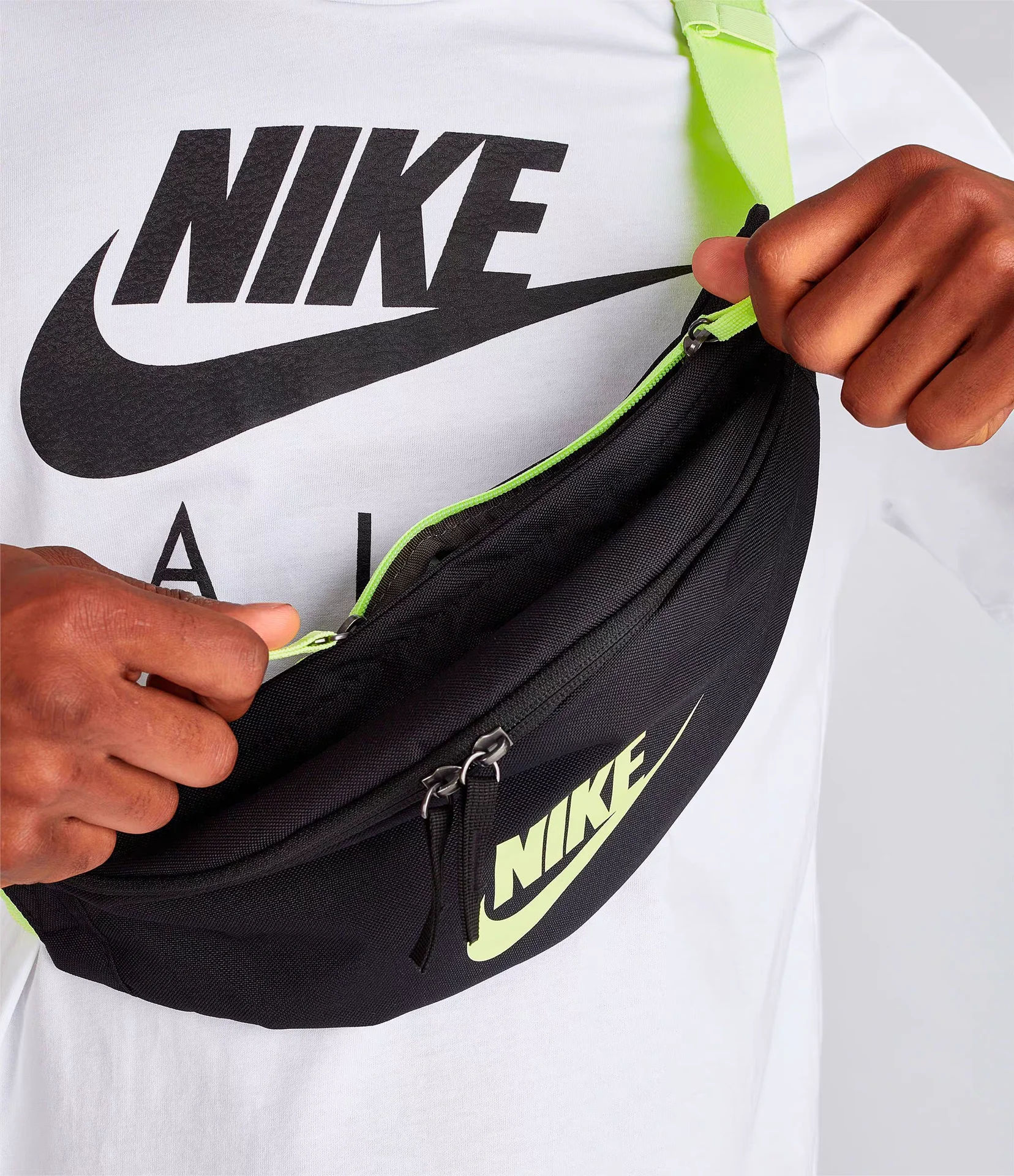 Сумка nike через плечо - изображение 1