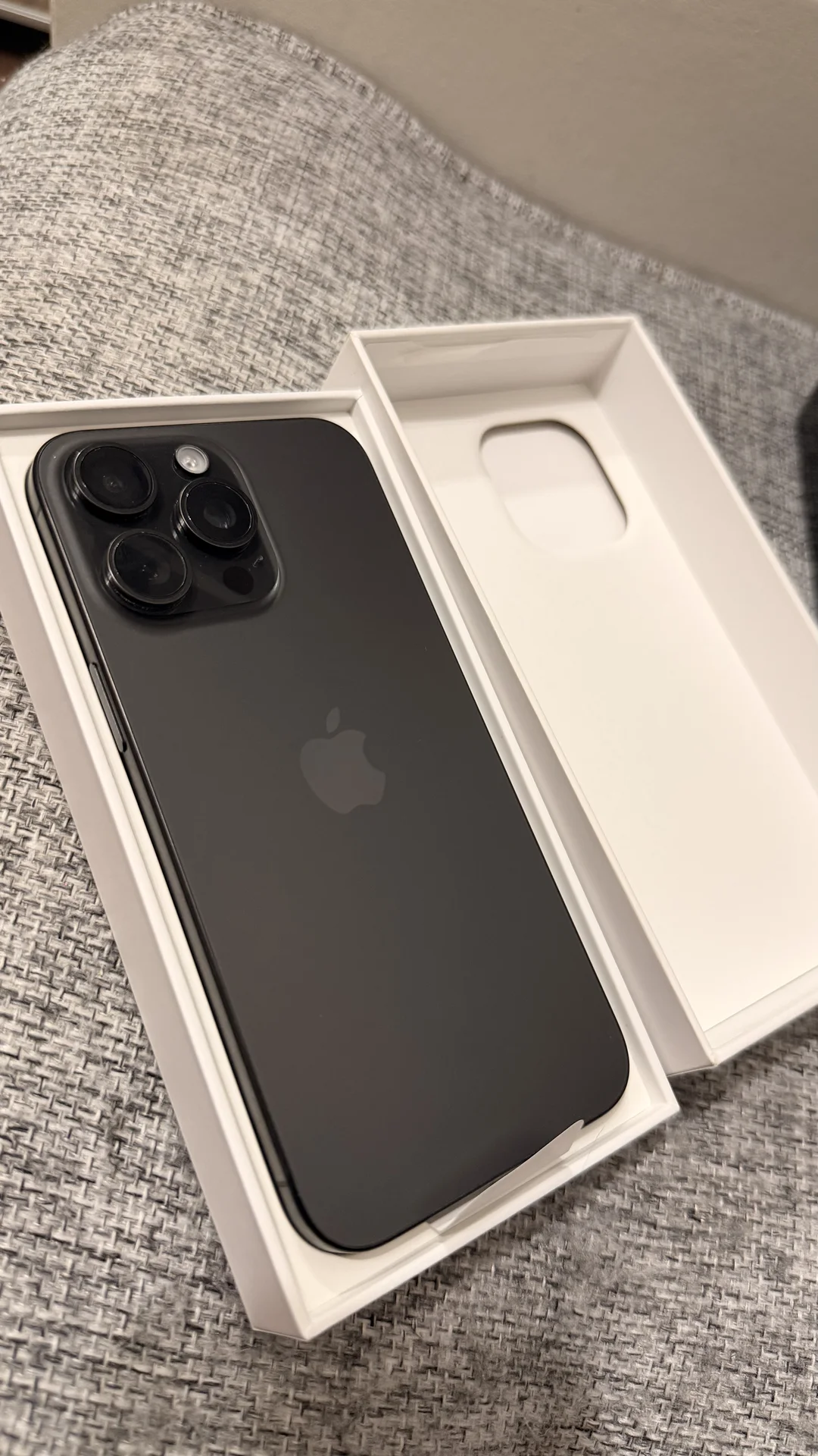 iPhone 15PRO MAX 256 - миниатюра 4