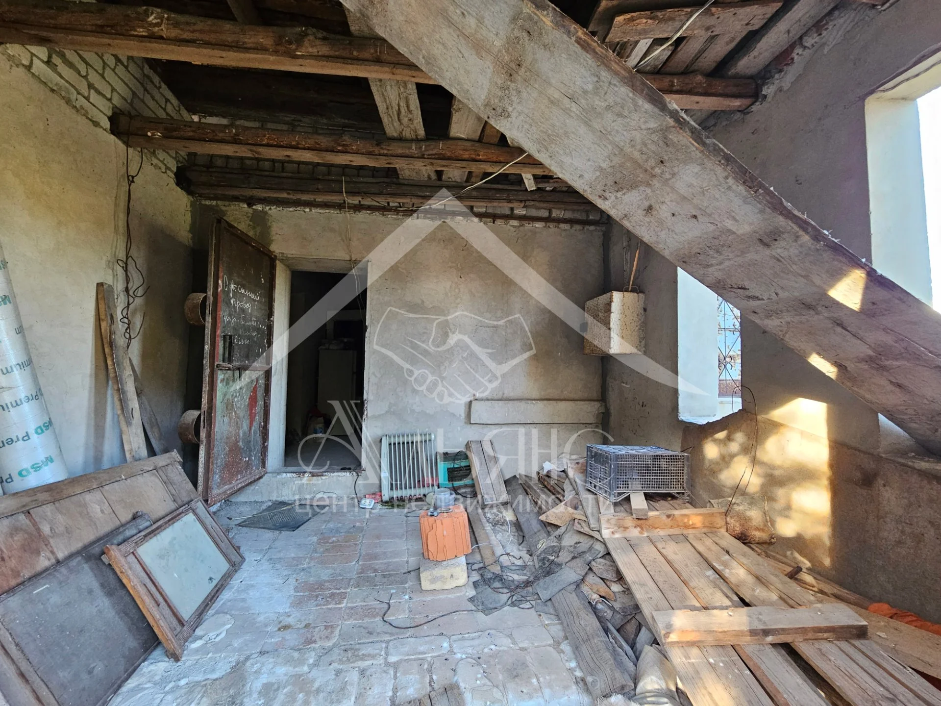 3-этажный коттедж, 323 м² - миниатюра 3