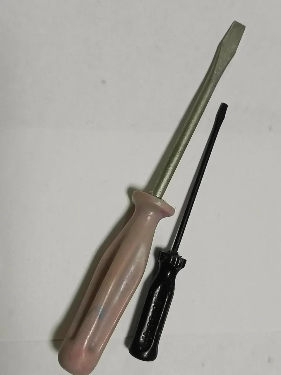 Отвертка 135*0,5*3,5 и 190*1,0*6,5 2 шт. СССР - миниатюра 5