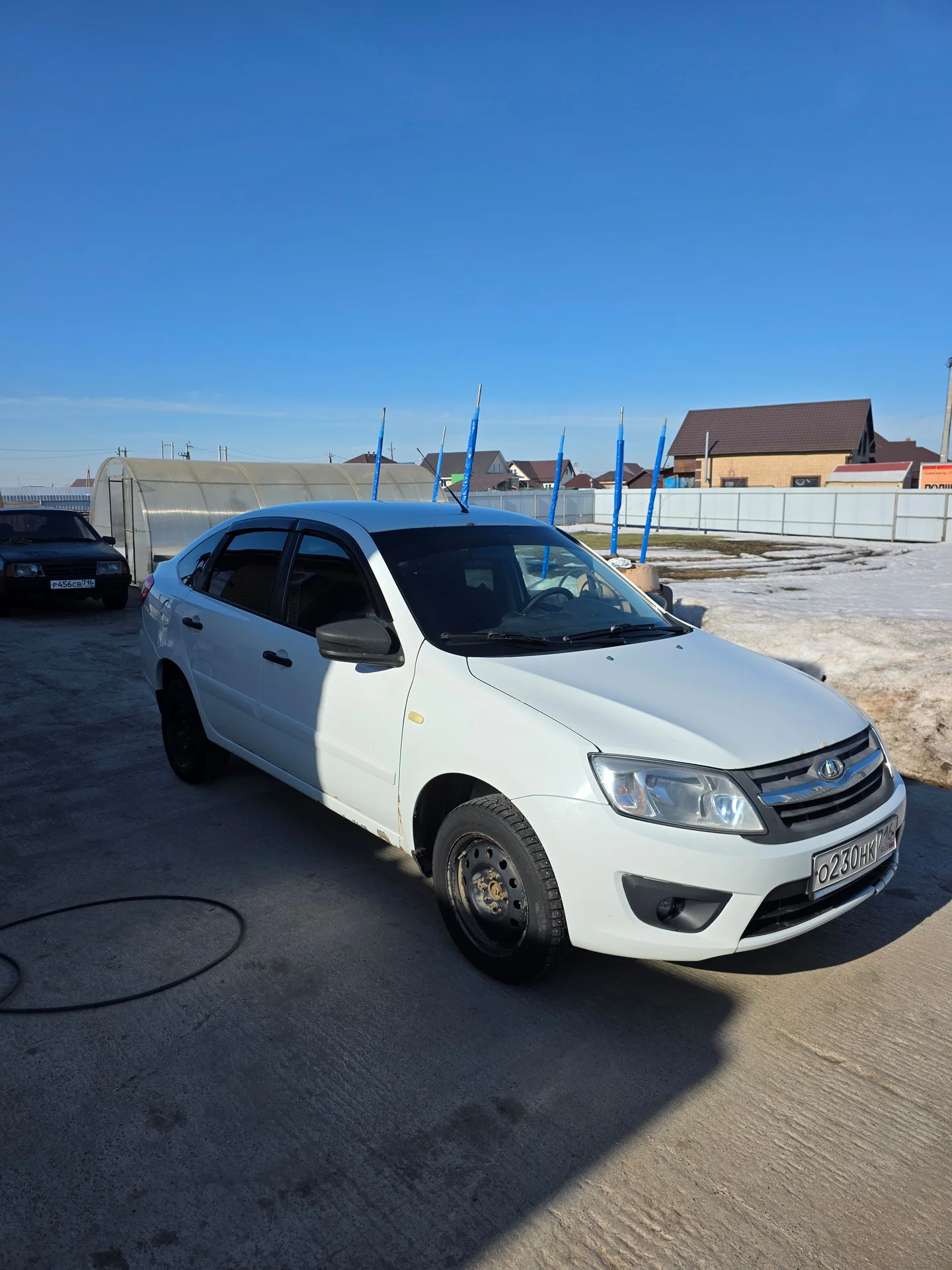 LADA Granta 1.6 МТ, 2015 - миниатюра 3