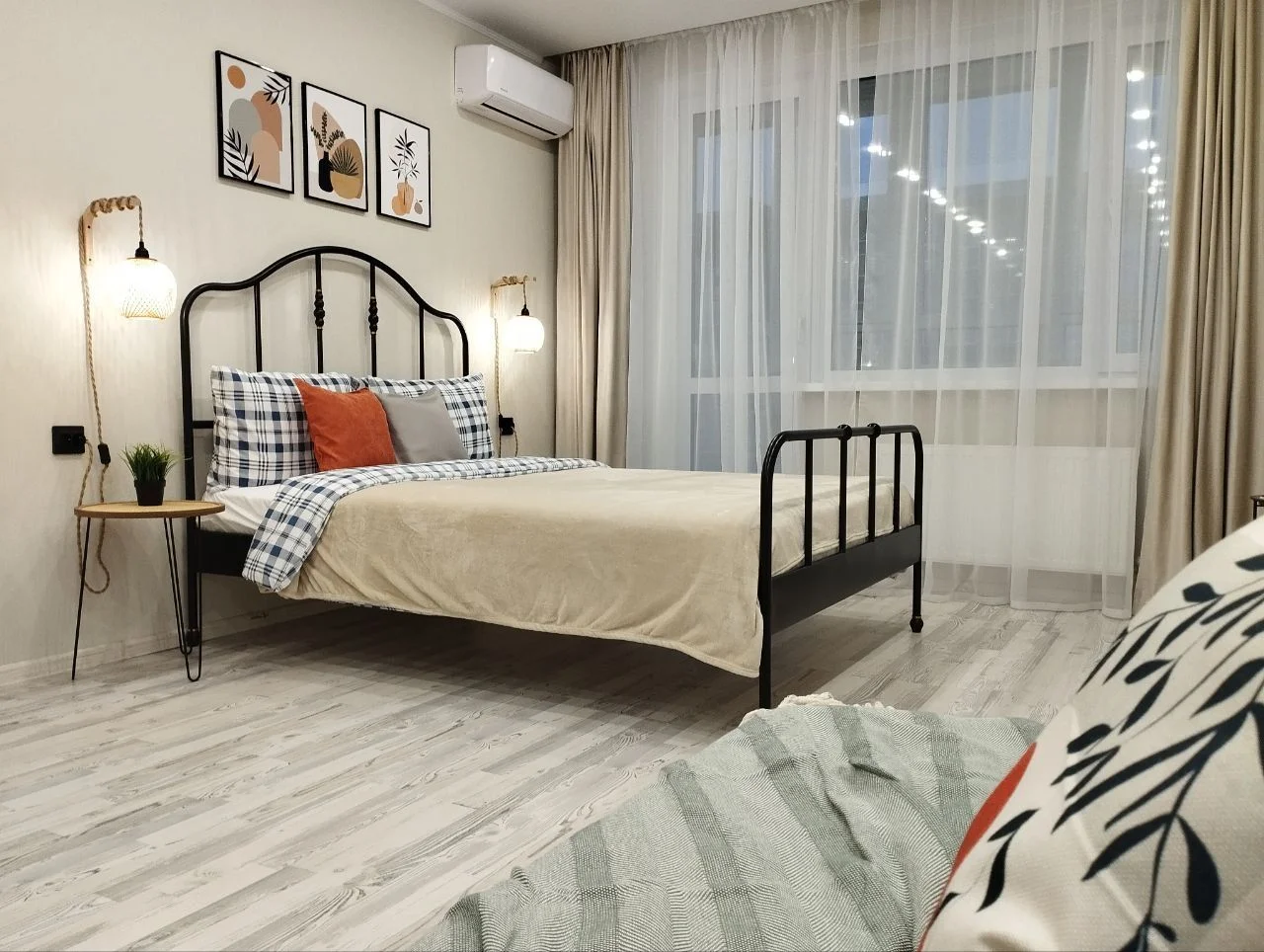 Уютная студия Style studio apartments - изображение 1