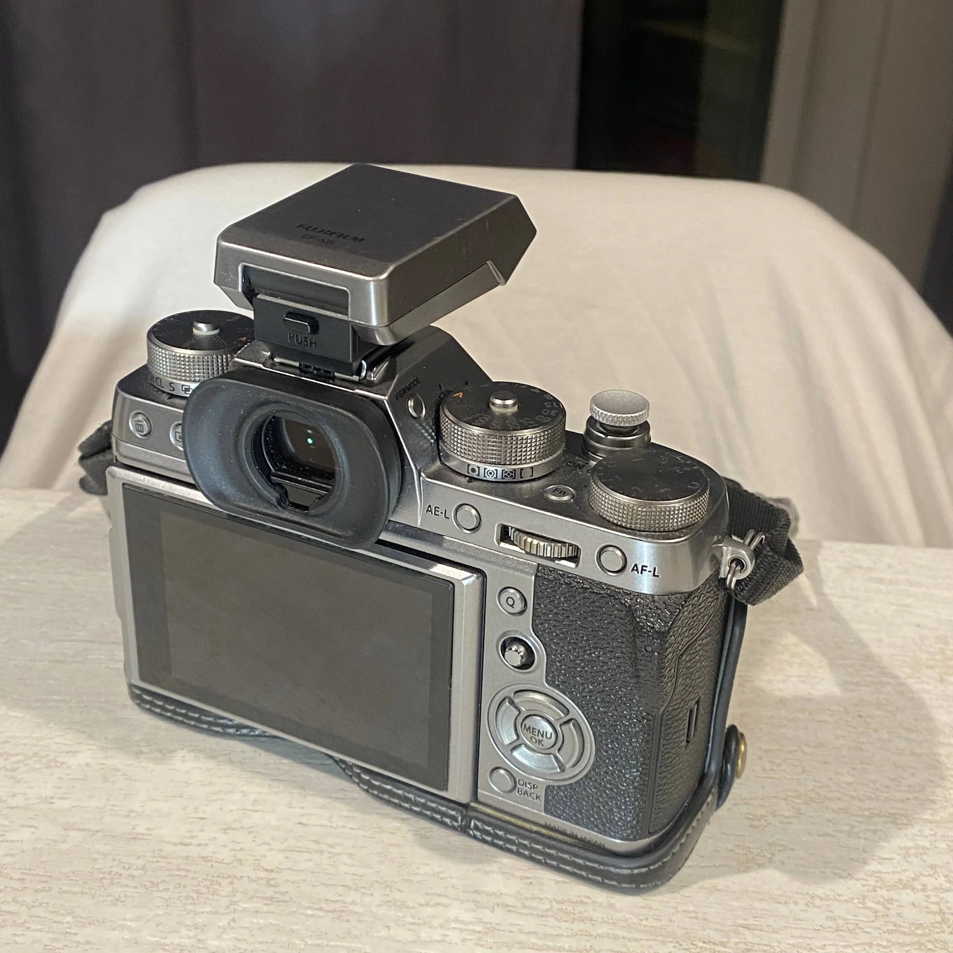 Fujifilm X-T2 Graphite Silver (Japan) + 5 АКБ - миниатюра 5
