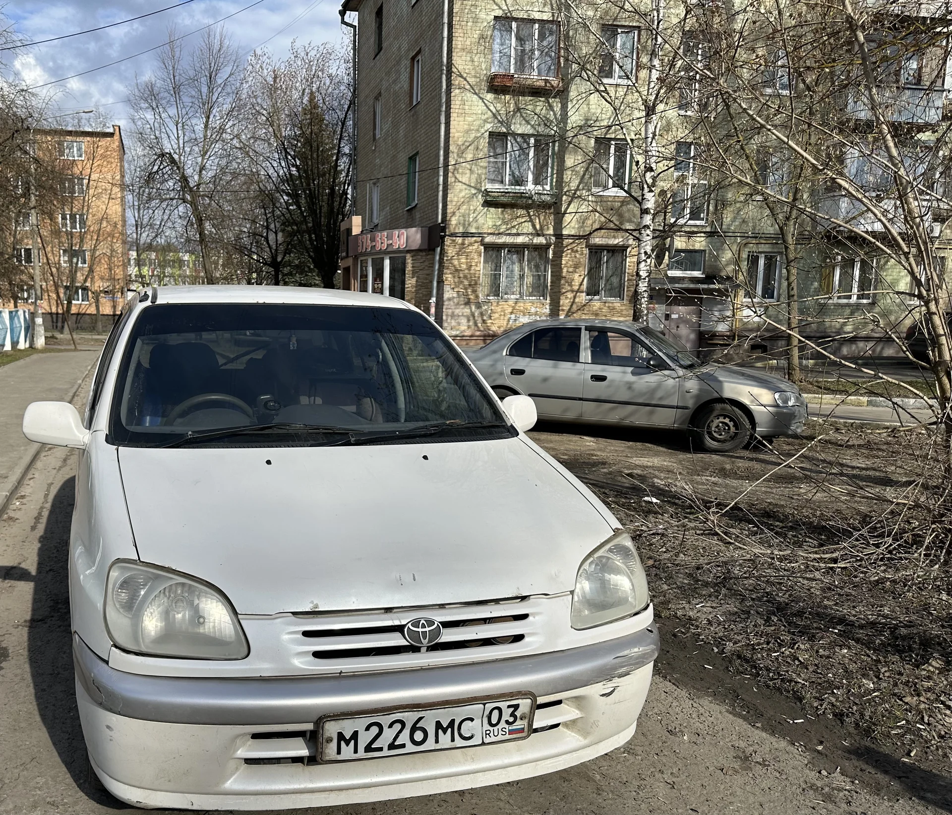 Toyota raum - миниатюра 2