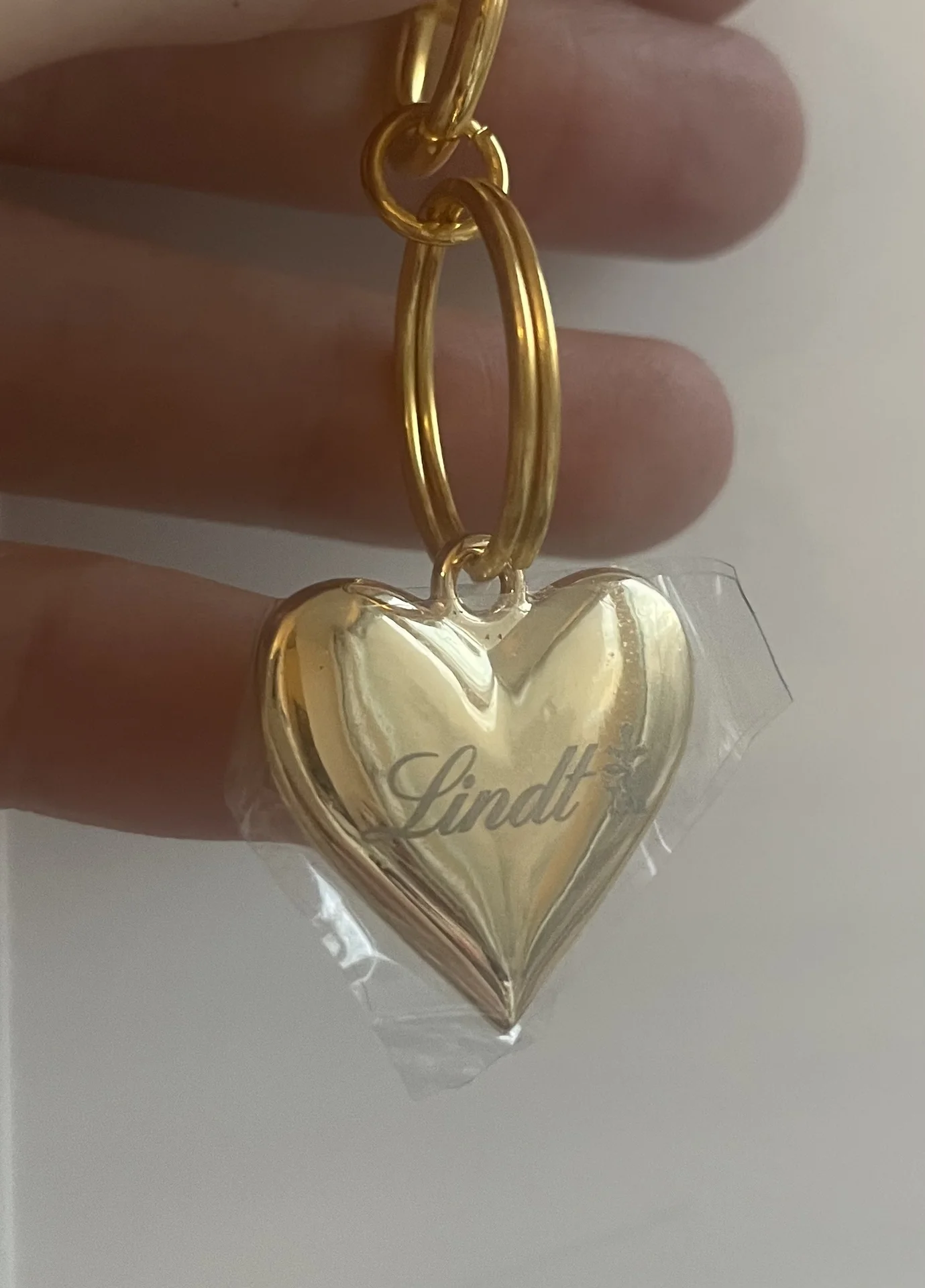 Брелок Lindt сердечко - миниатюра 2