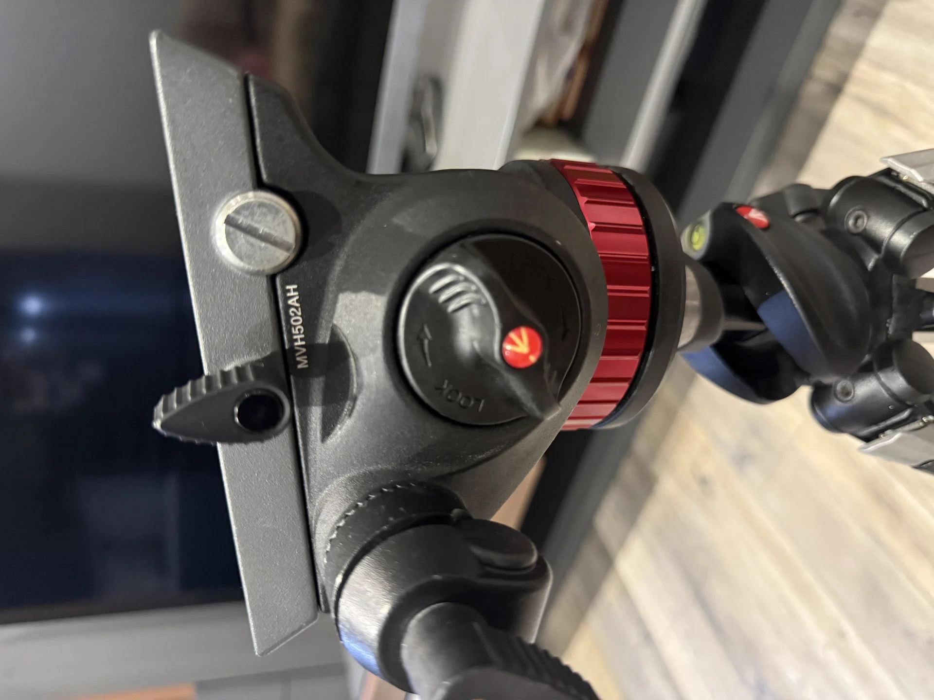 Продам видеоголову manfrotto MVH502AH - миниатюра 4