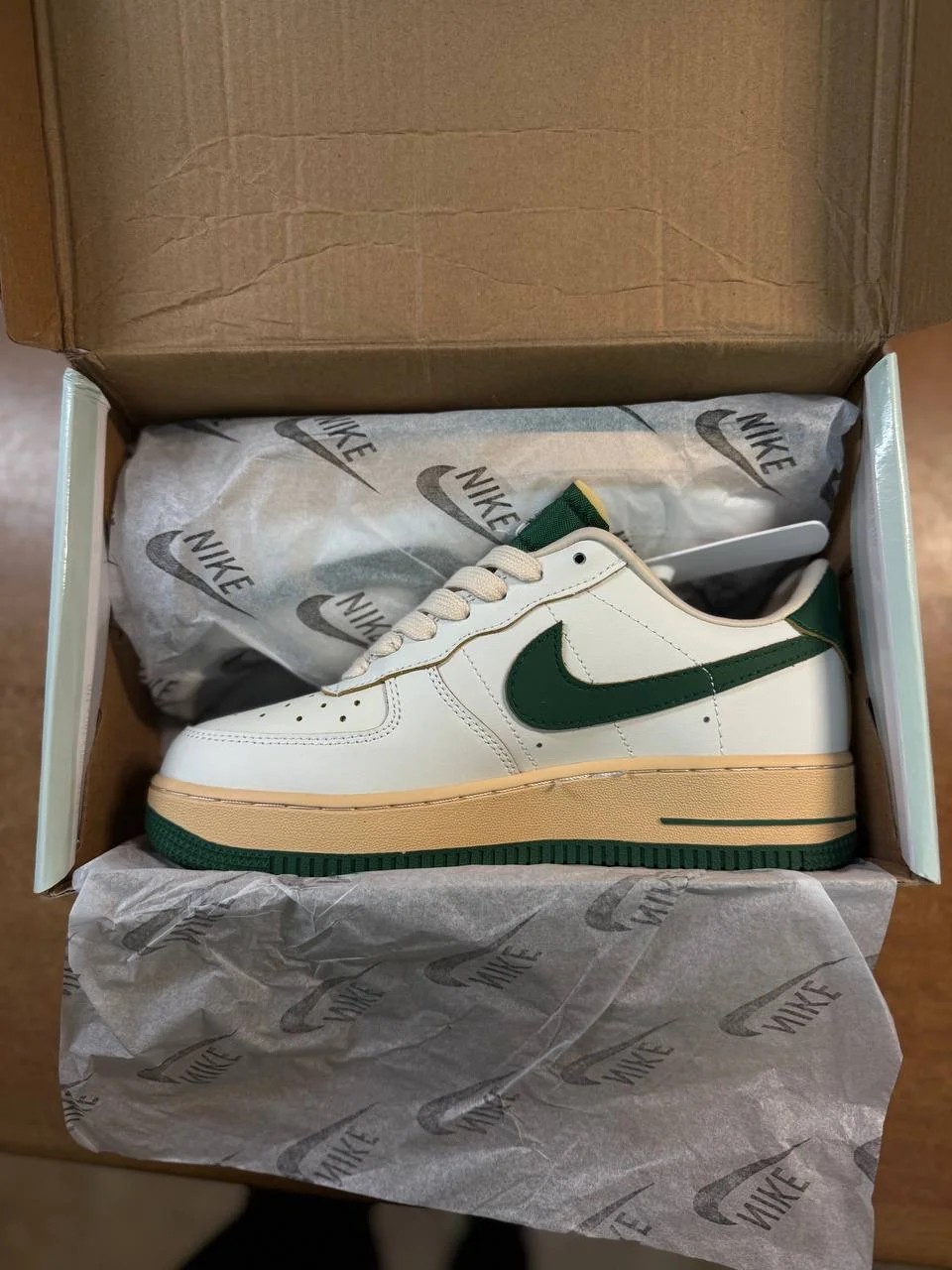 Кроссовки NK Air Force 1 новые - миниатюра 2
