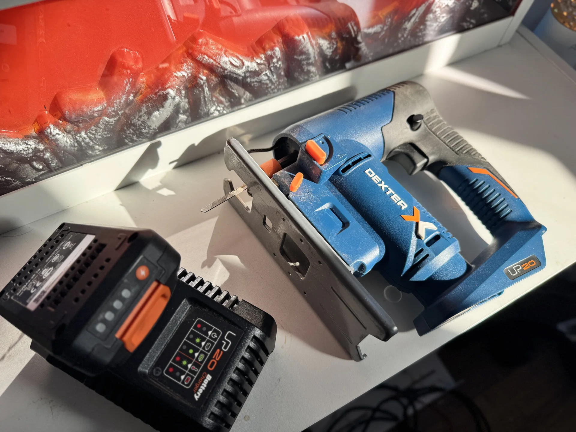 Аккумуляторный лобзик Dexter Pro MAX + зарядка - миниатюра 3
