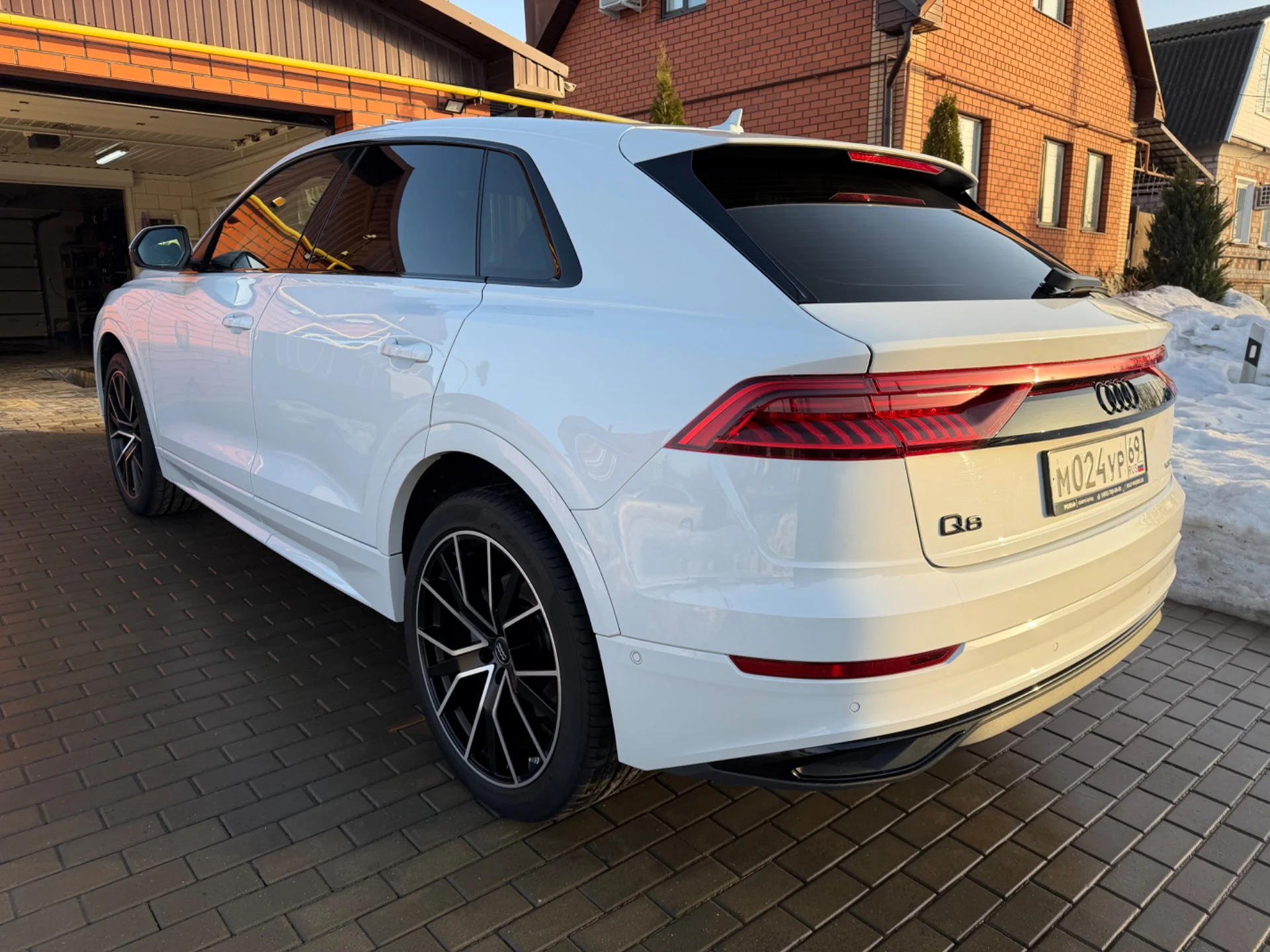 Audi Q8 - миниатюра 5