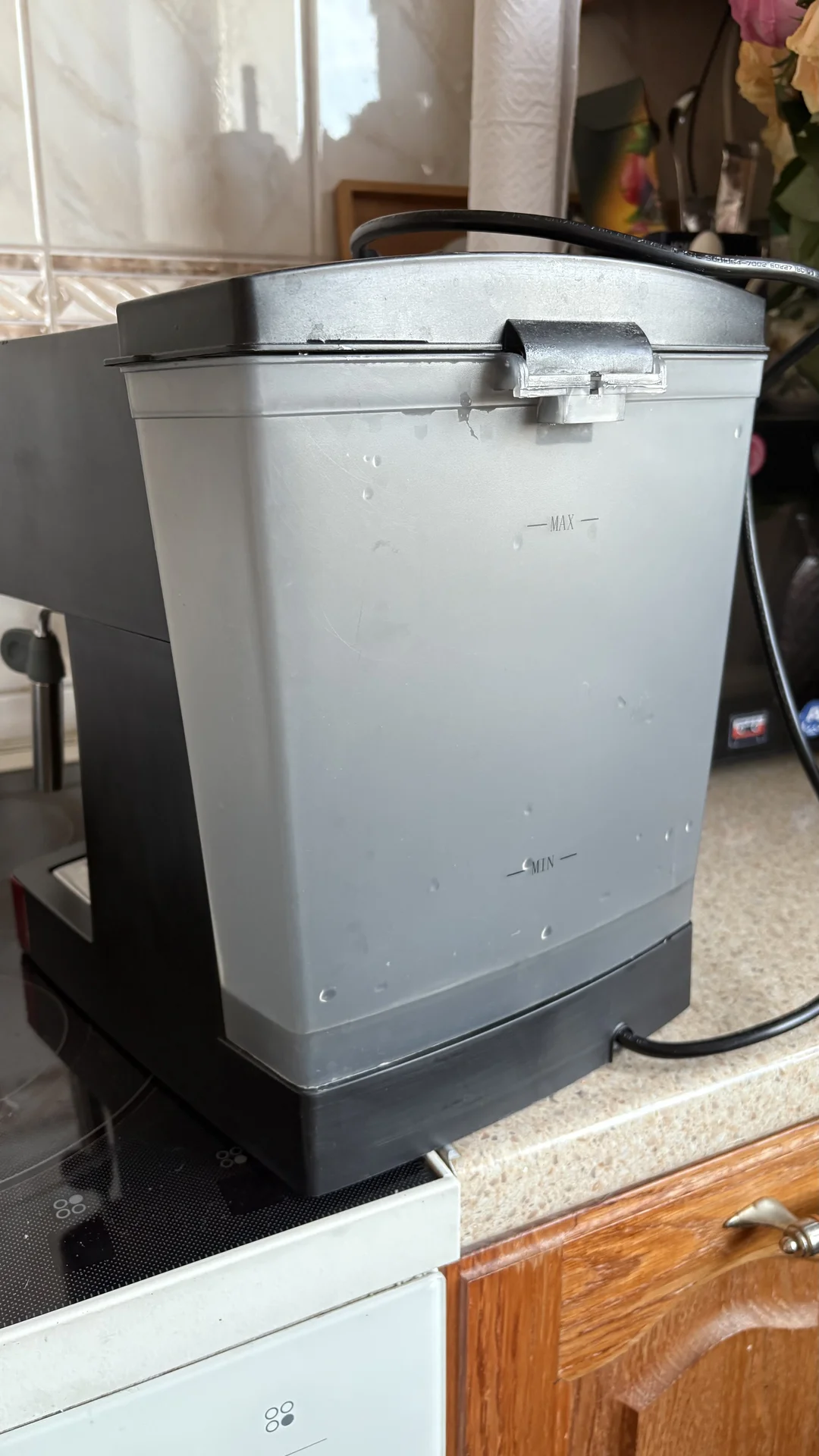 Кофеварка рожковая polaris pcm 1528ae adore - миниатюра 2