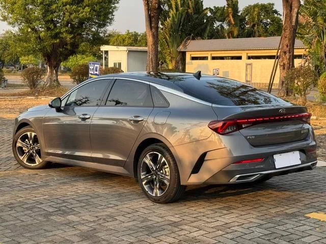 Kia K5 - миниатюра 5