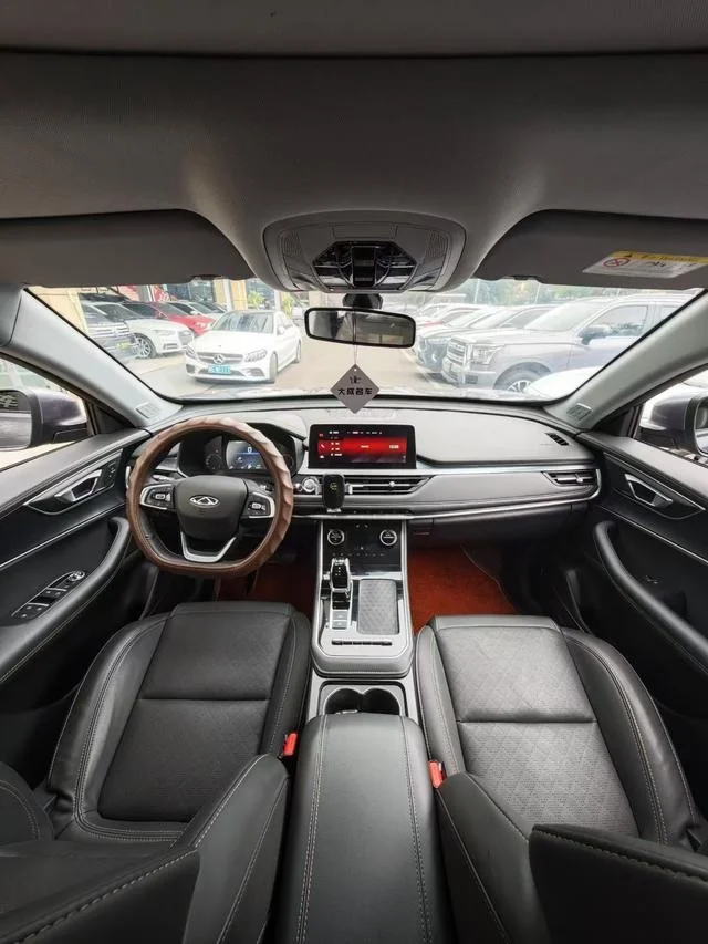Chery Tiggo 8 - миниатюра 8