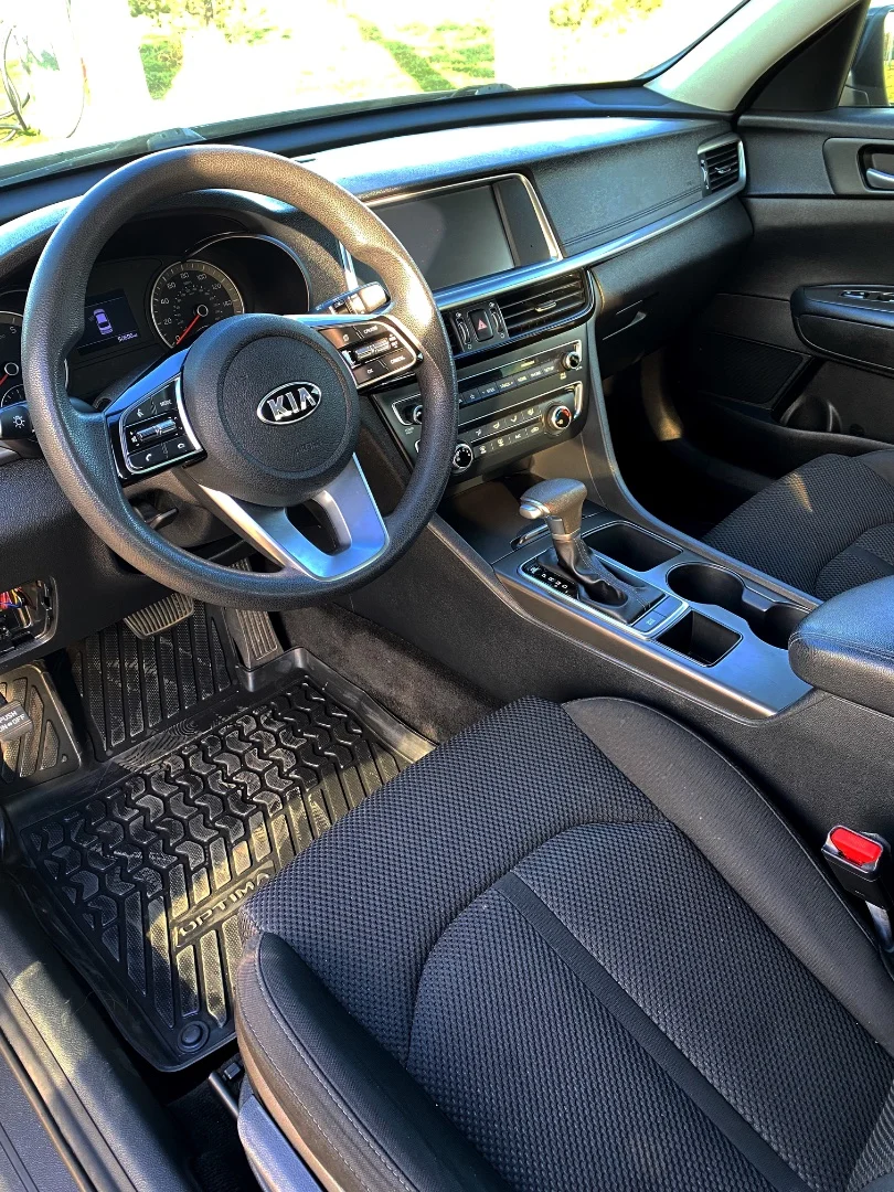 Kia Optima JF 2018 - миниатюра 9