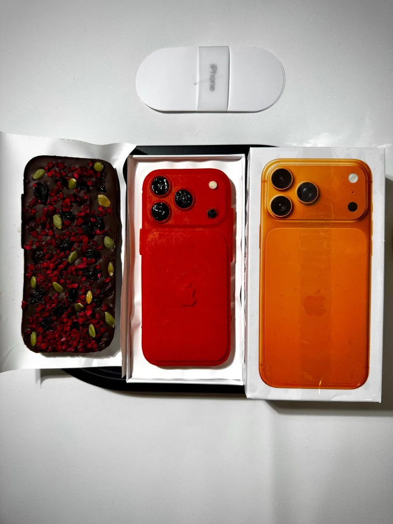Шоколадный iPhone 17 Pro Max с коробкой - изображение 1