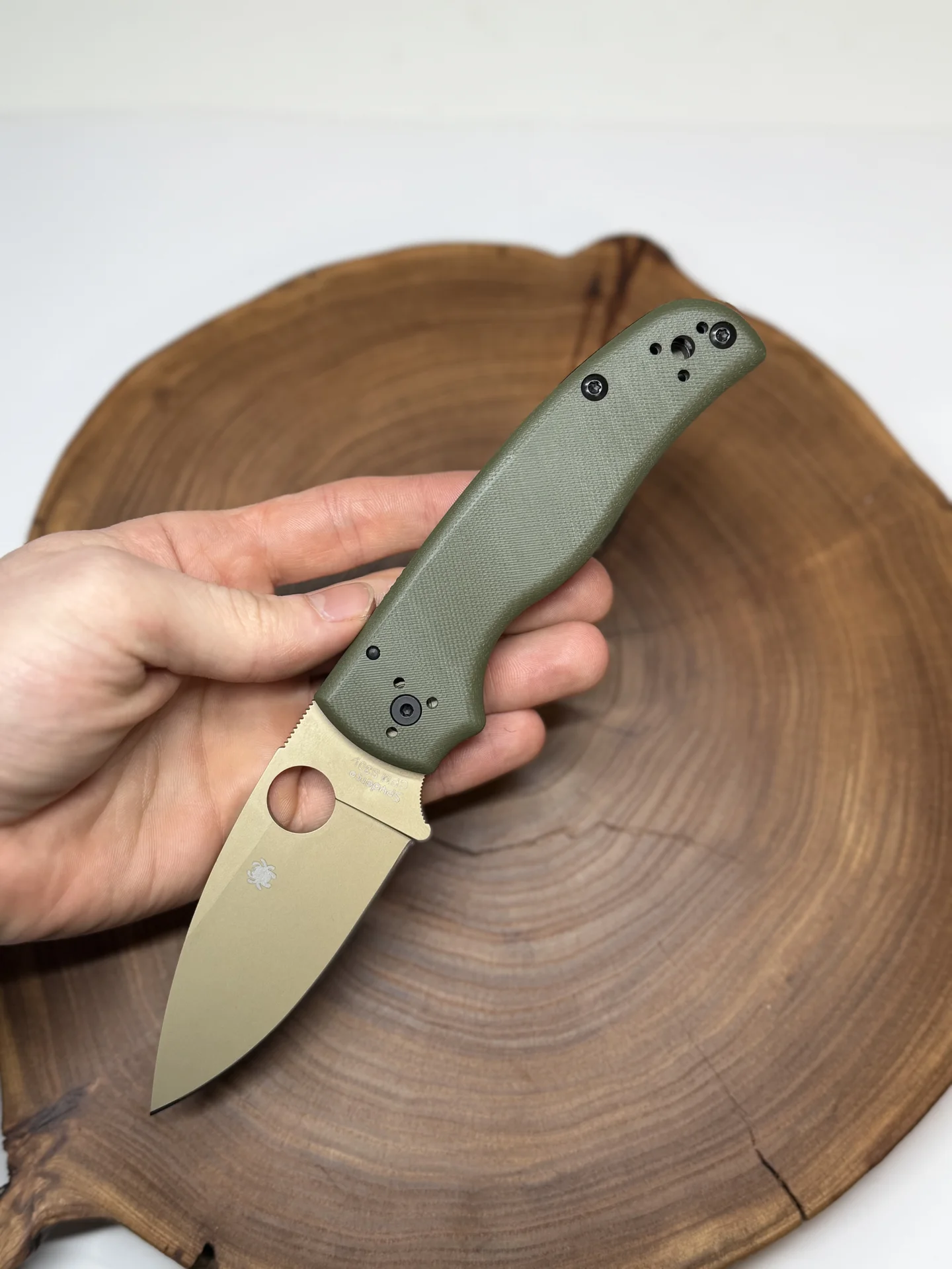 Складной нож Spyderco Shaman
