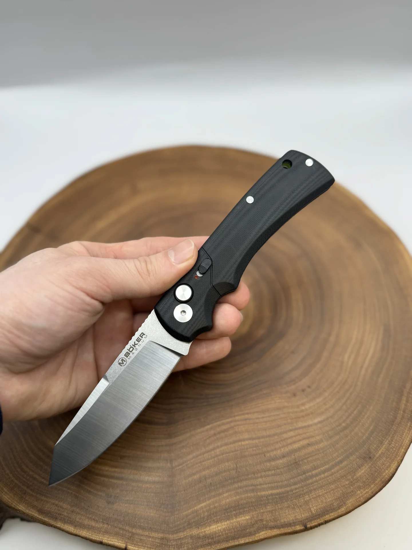 Автоматический складной нож Boker Magnum - изображение 1