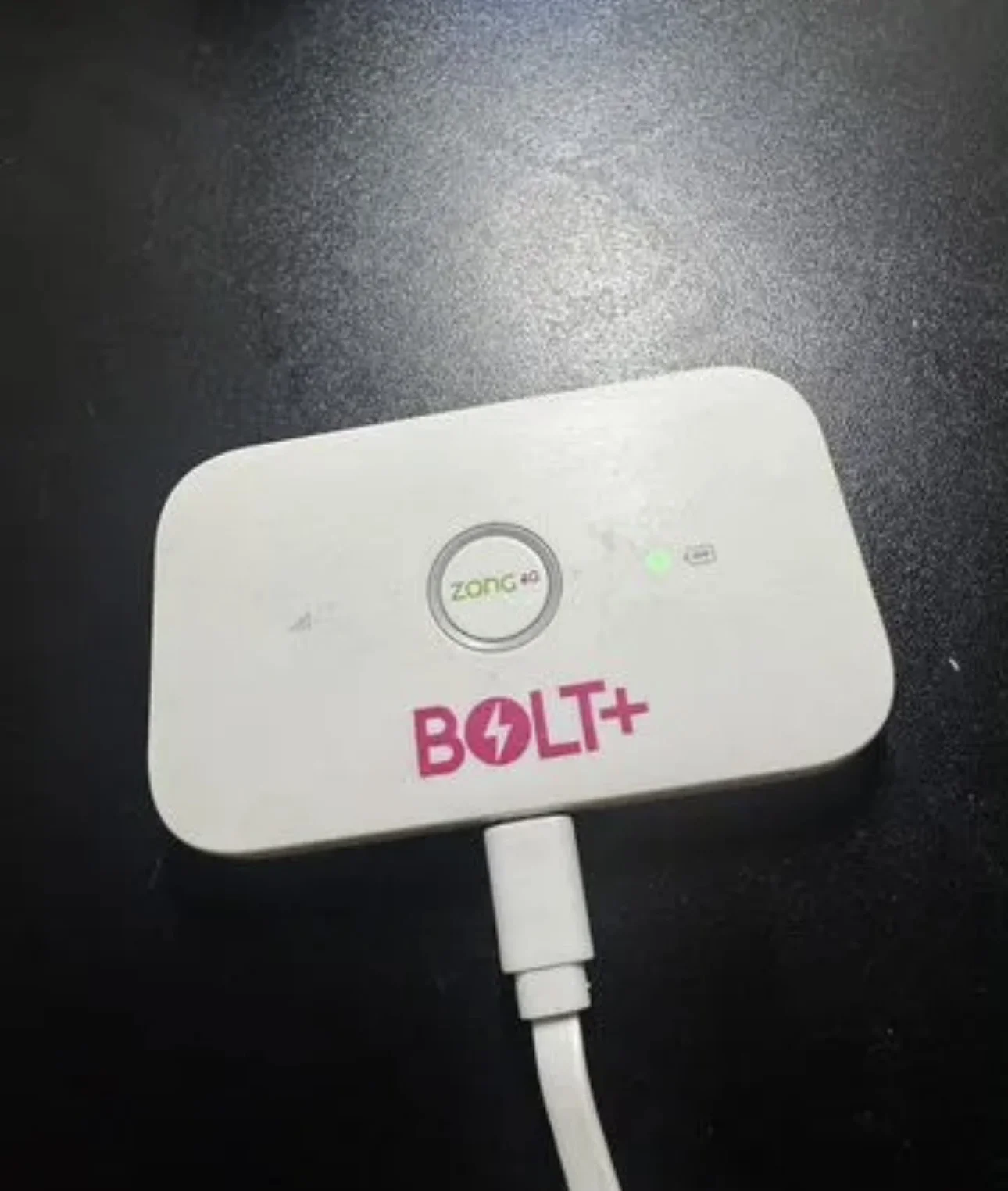 Zong 4G Bolt+ — мобильный 3G/4G роутер Wi-Fi белый - миниатюра 3