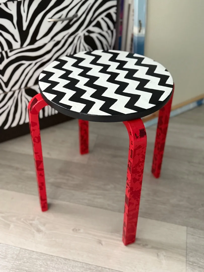 Twin Peaks Ikea Стул редизайн - миниатюра 2
