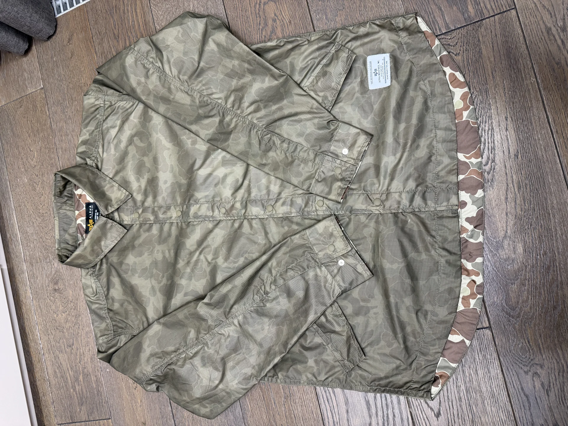 Рубашка Alpha Industries - миниатюра 2