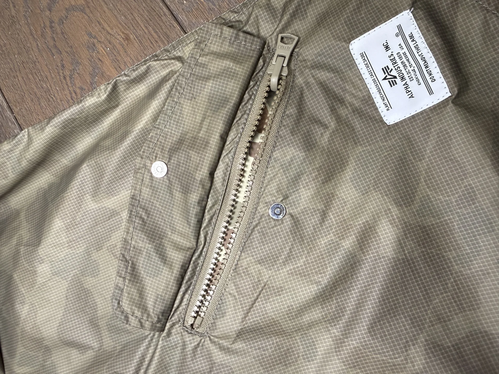 Рубашка Alpha Industries - миниатюра 7