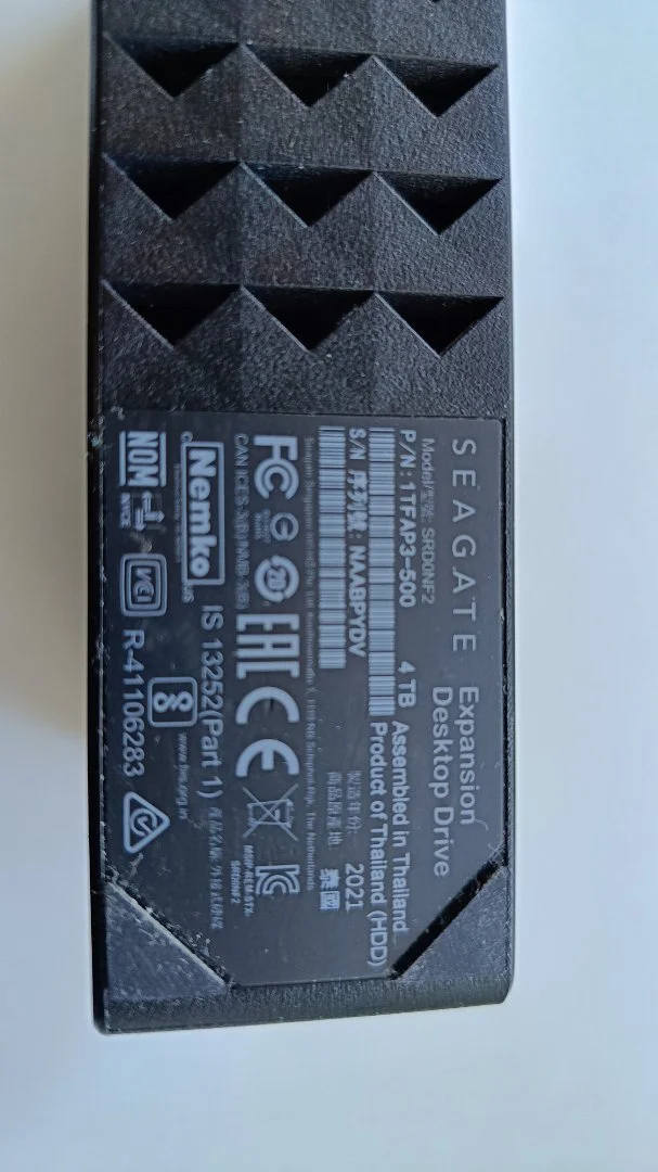 Переносной жесткий диск 4 gb - миниатюра 2