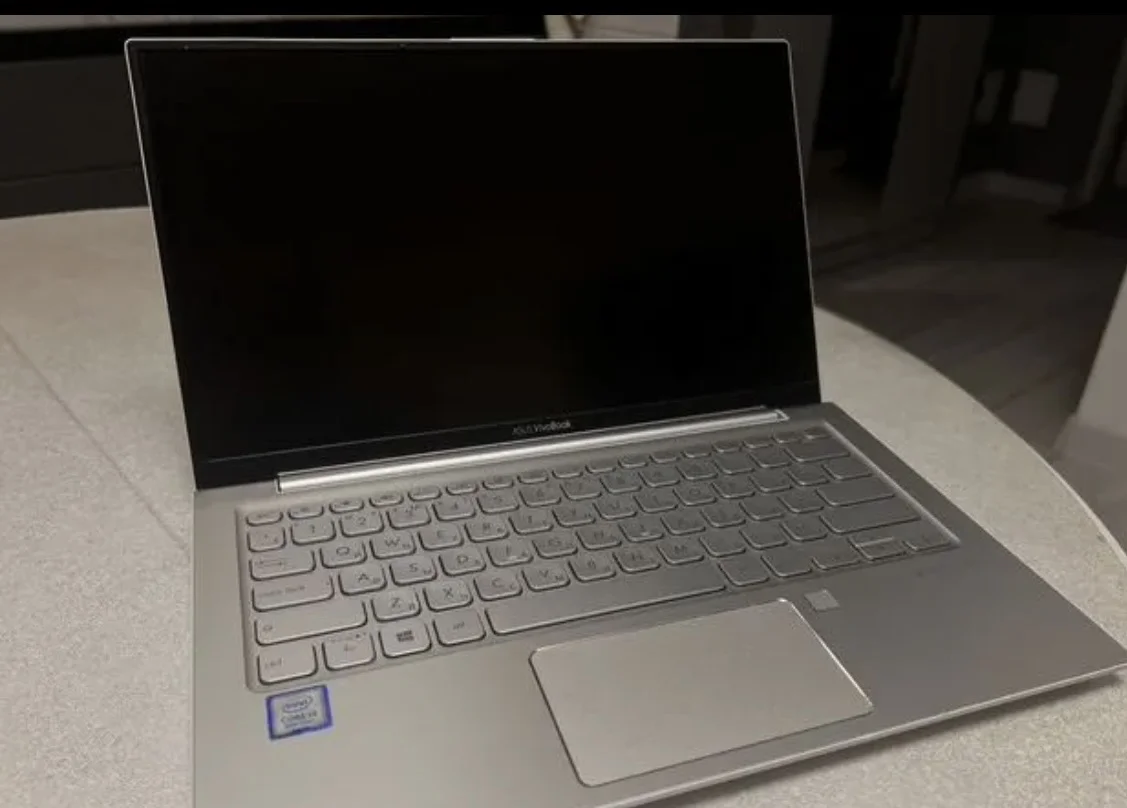 Ноутбук Asus Vivobook