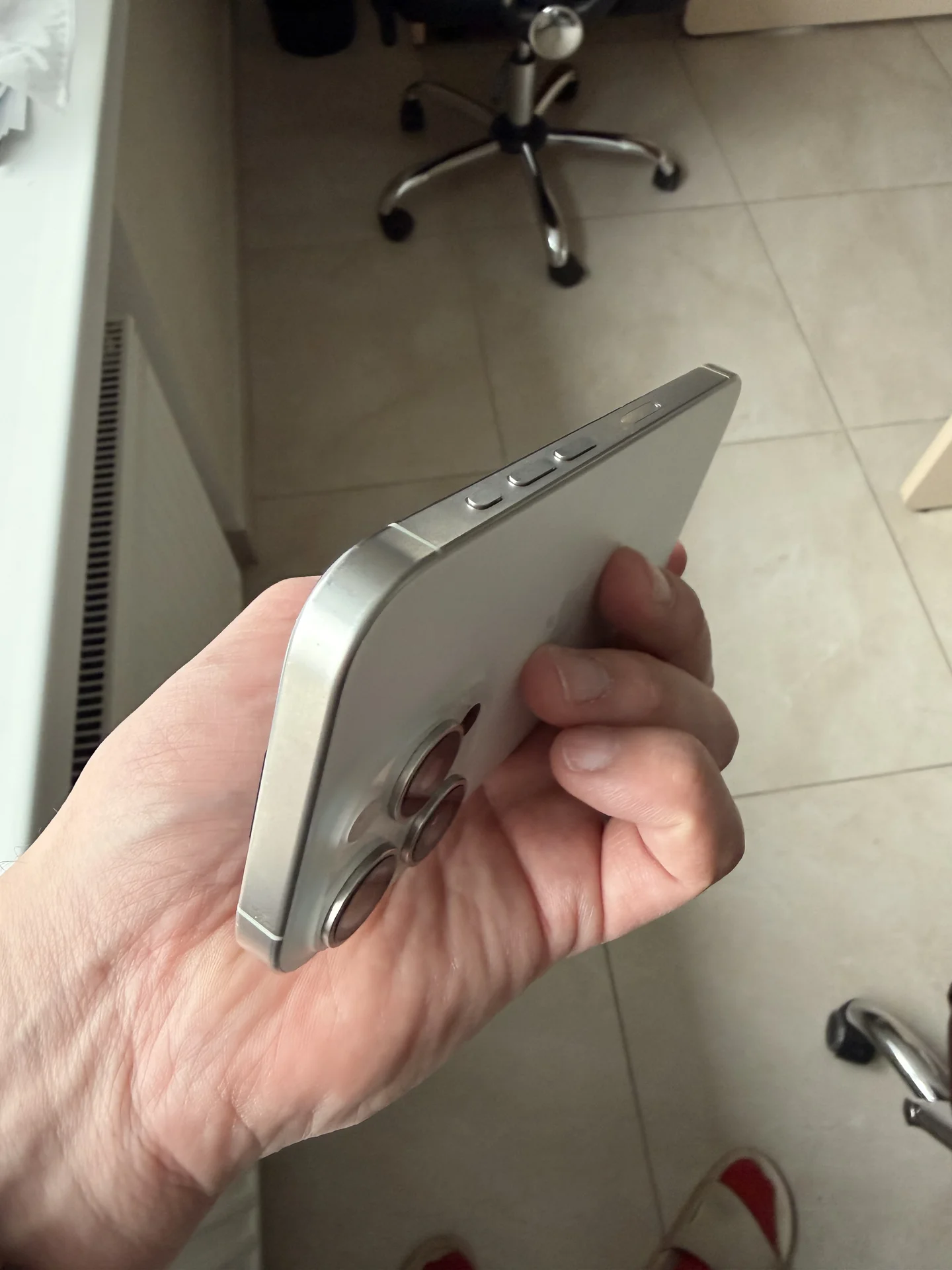 iPhone 15 Pro 128GB White - миниатюра 2