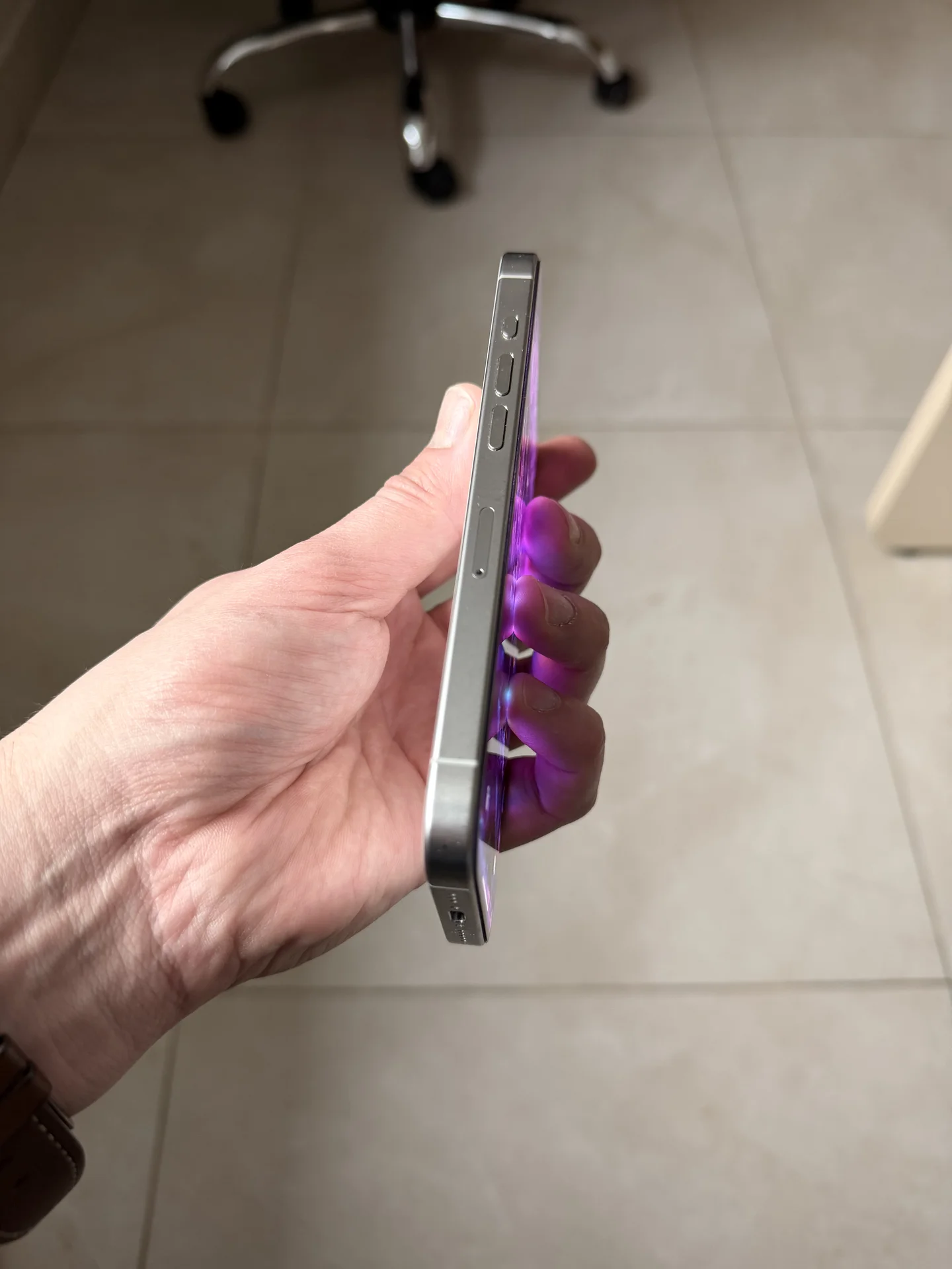 iPhone 15 Pro 128GB White - миниатюра 7