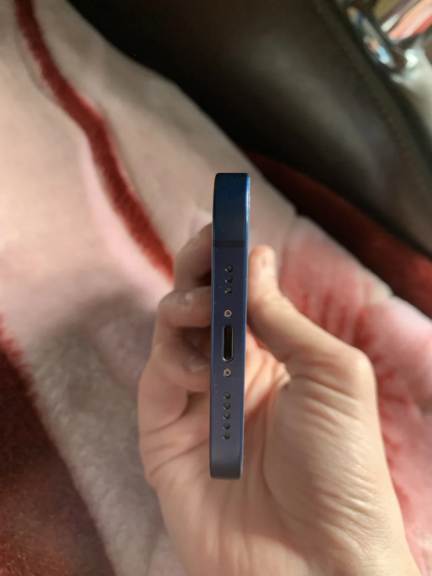 iPhone 12 - миниатюра 5