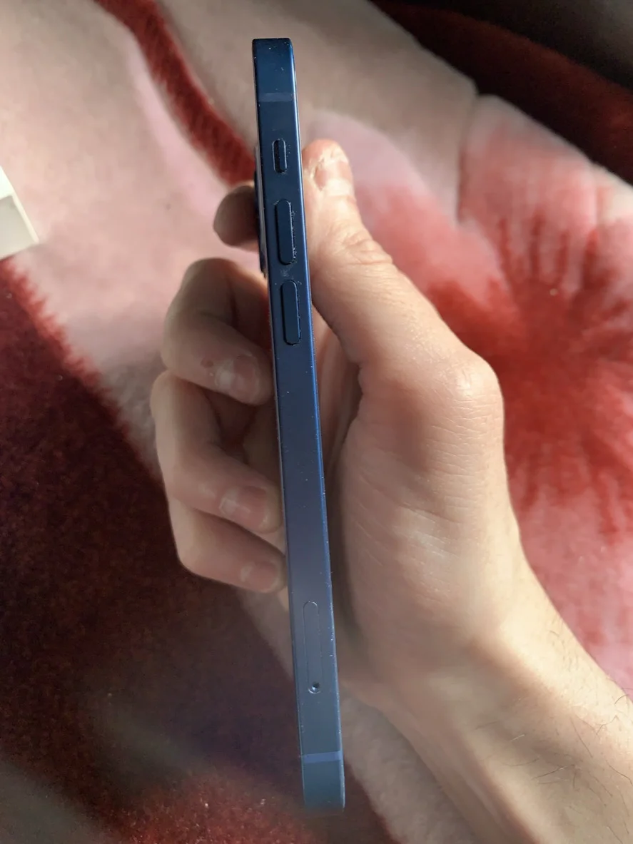 iPhone 12 - миниатюра 8