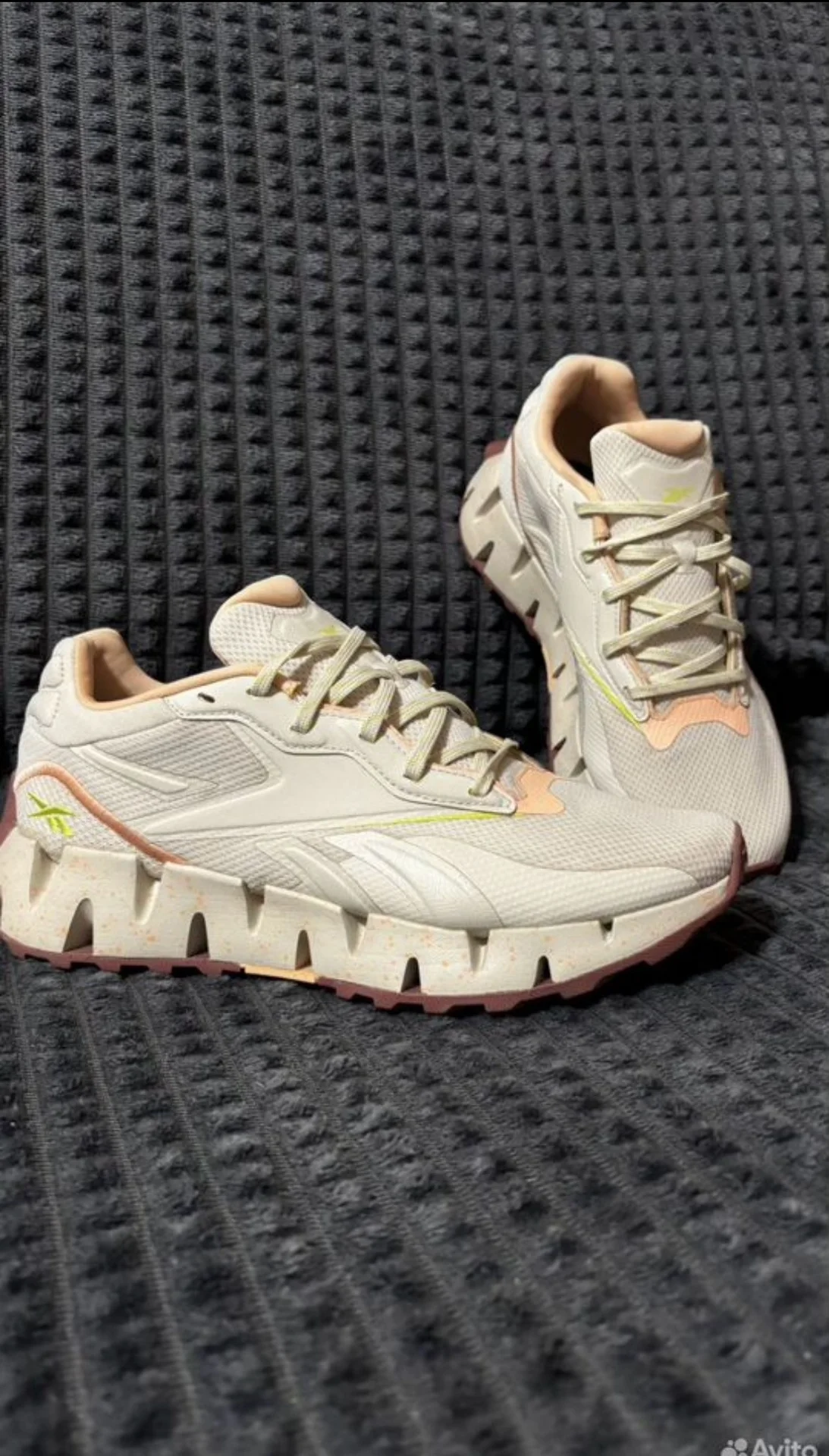 Кроссовки Reebok - изображение 1
