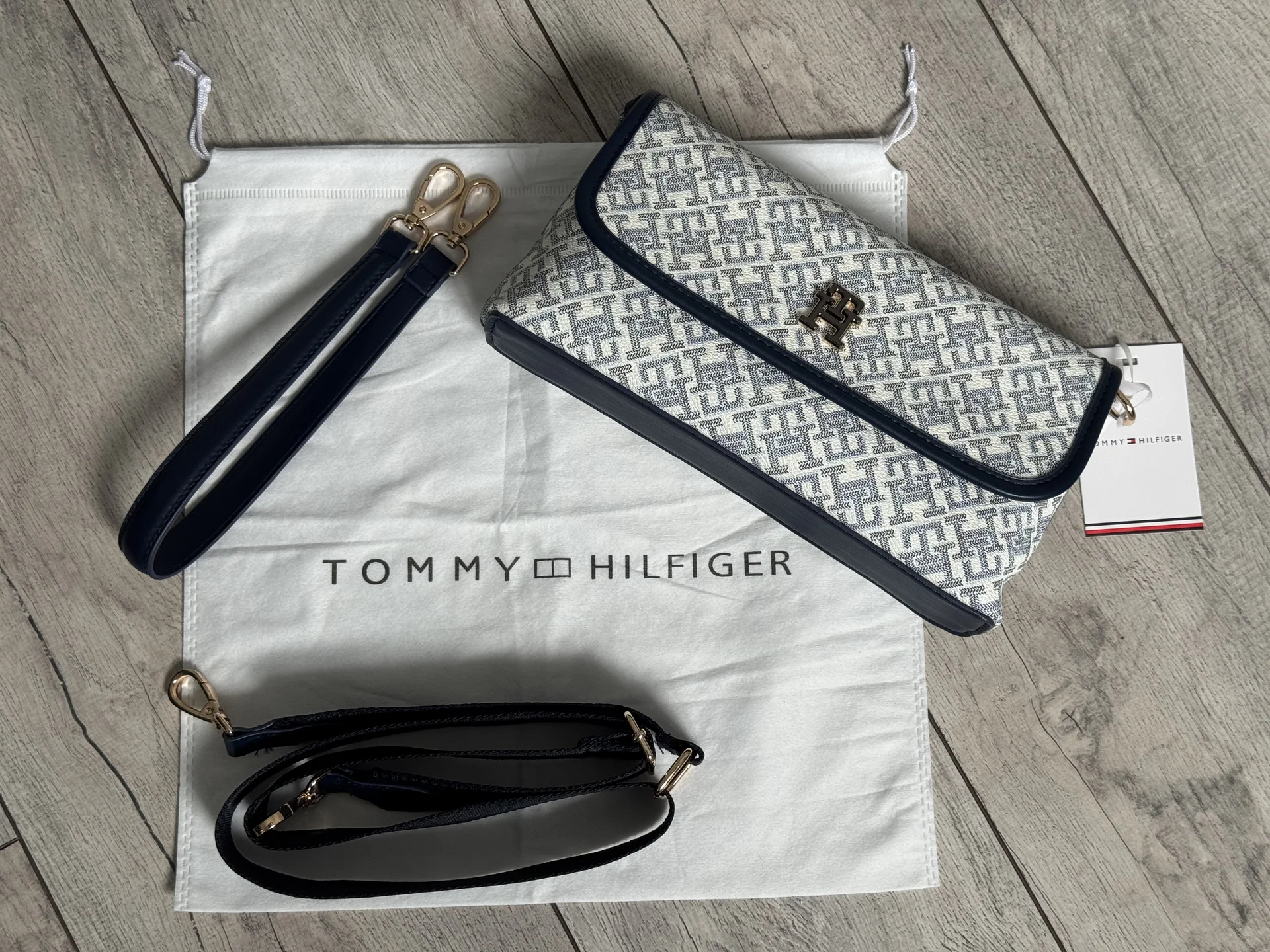 Новая сумка Tommy Hilfiger с биркой - изображение 1