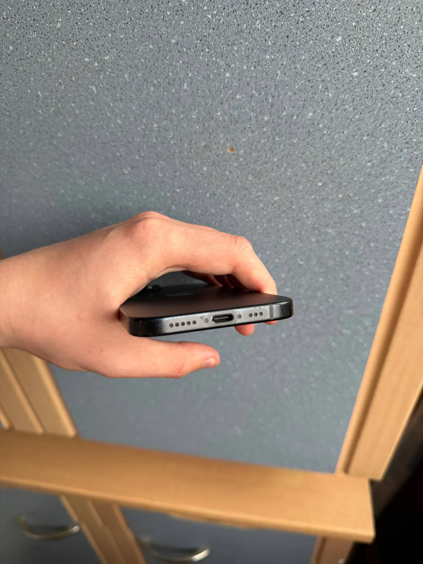 iPhone 15 256gb Черный - миниатюра 6